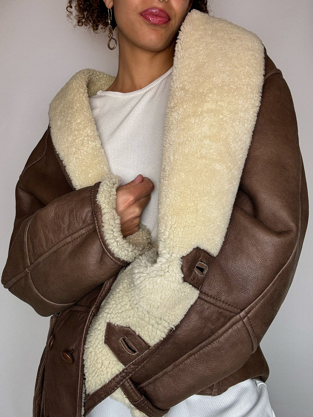 Manteau en peau de mouton retournée brun L vintage