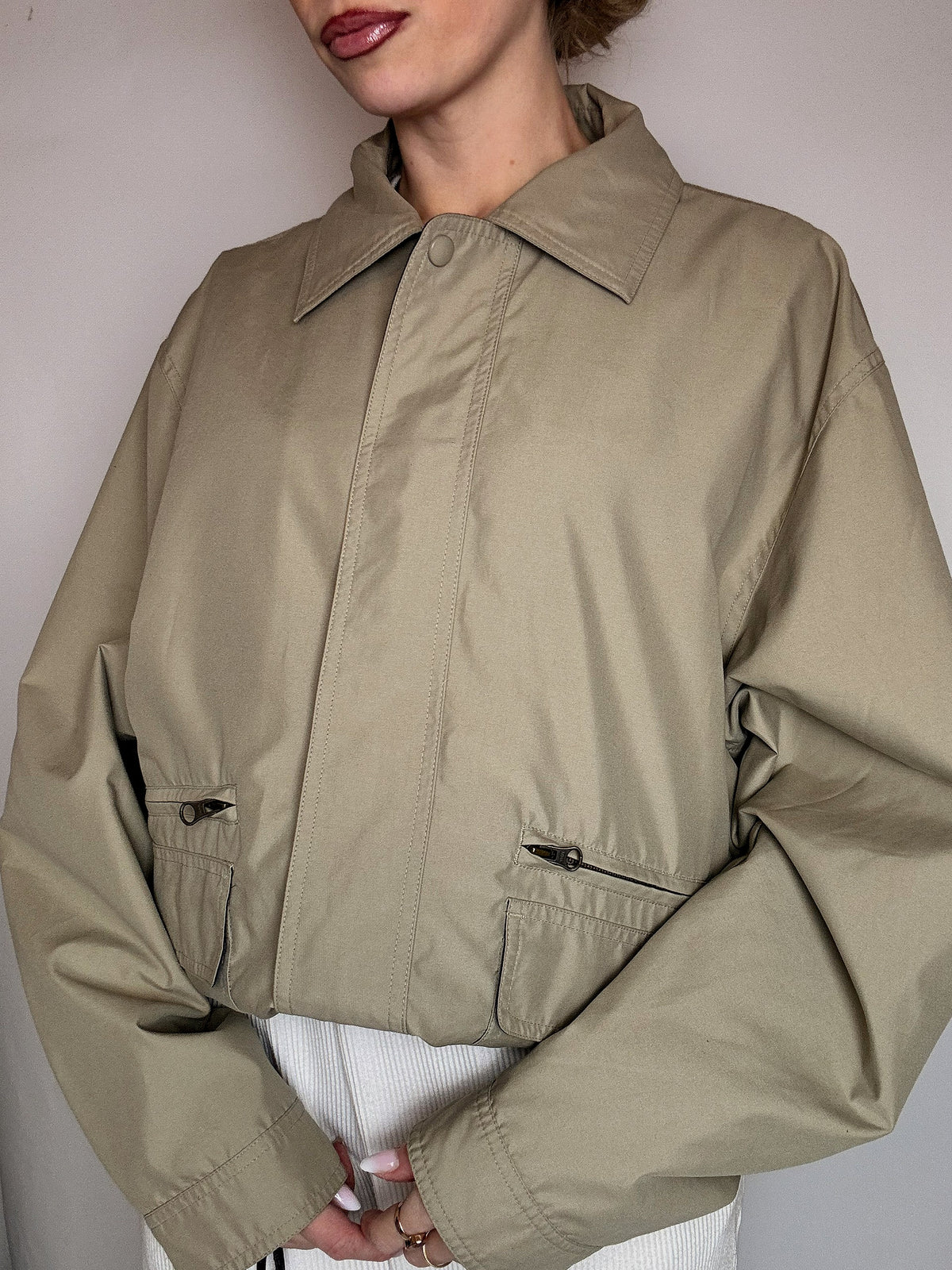 Vintage L/XL burgunderfarbene Seidenjacke