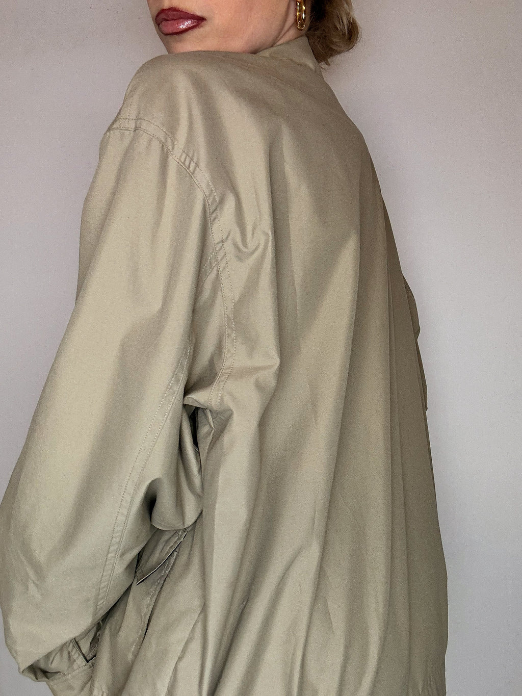 Vintage L/XL burgunderfarbene Seidenjacke