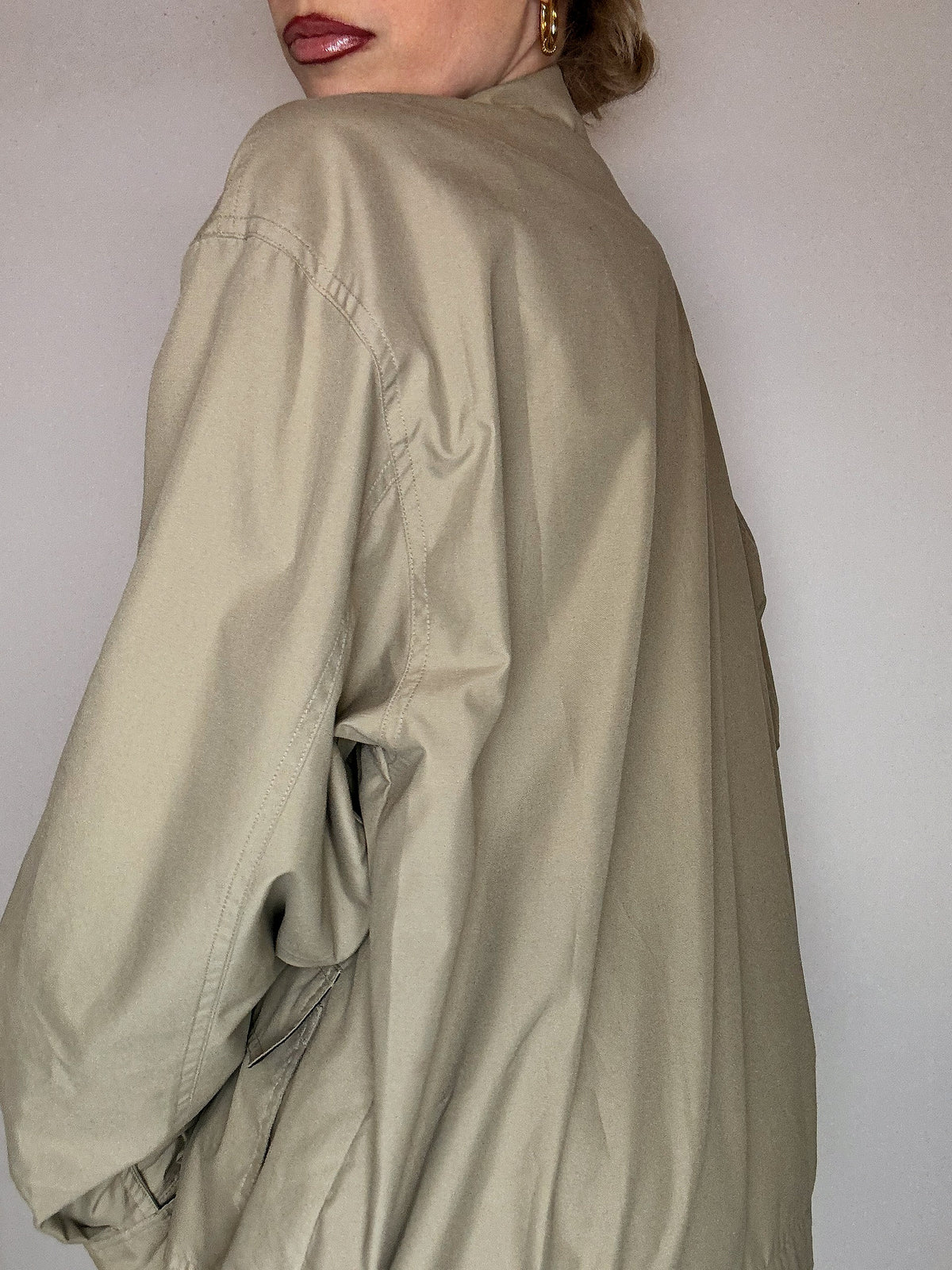 Vintage L/XL burgunderfarbene Seidenjacke