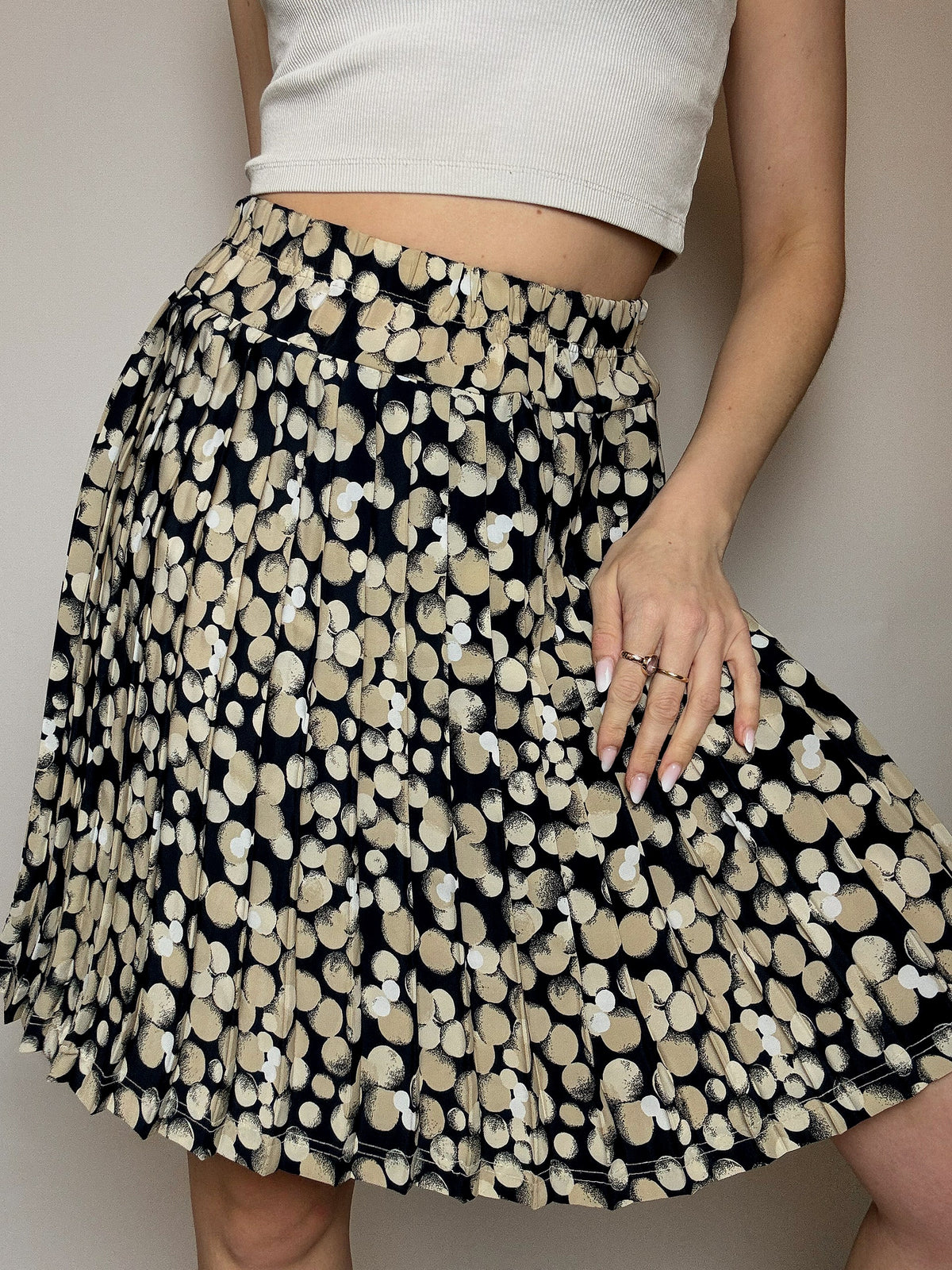 Jupe fluide à fleurs noire et beige M/L vintage