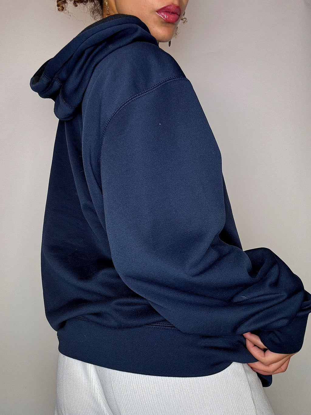 CARHARTT Vintage-Hoodie in Marineblau, Größe L/XL