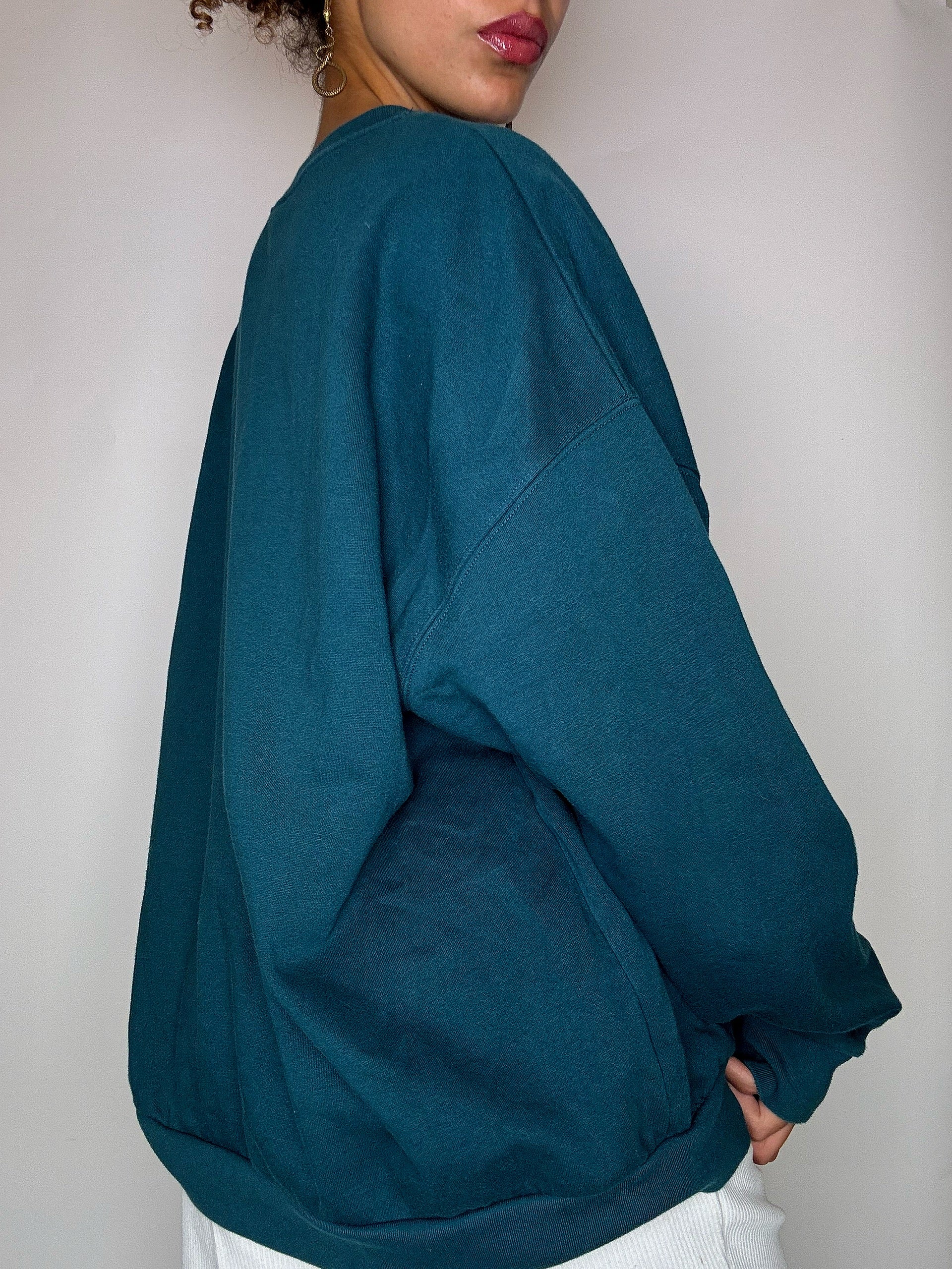 Teal LEVIS L/XL vintage crew neck sweatshirt