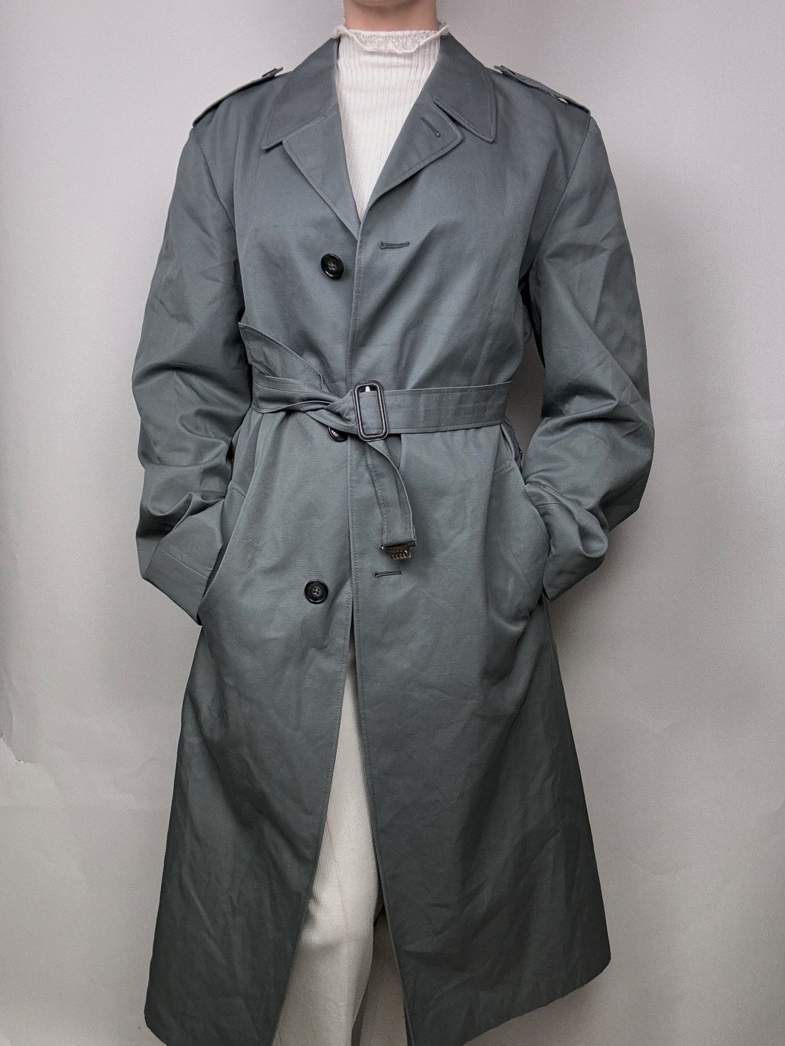 Light duck blue trenchcoat L/XL vintage