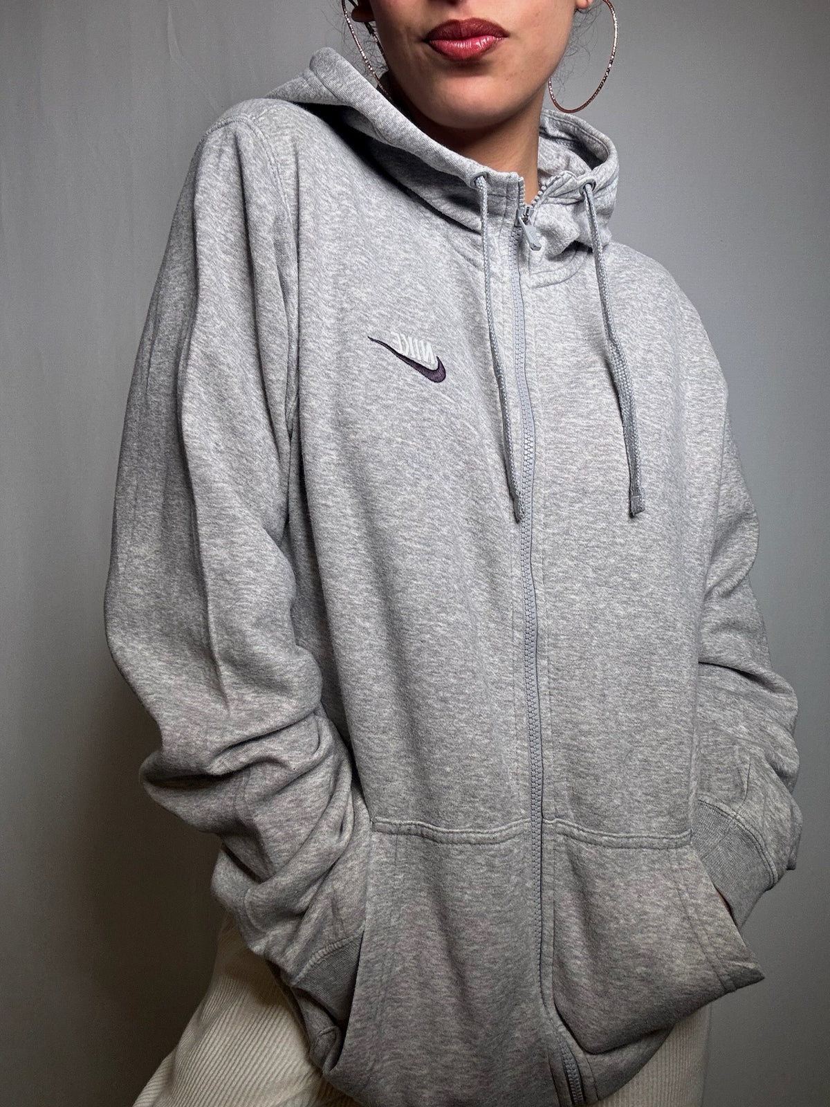 Nike grey vintage zip-up hoodie M