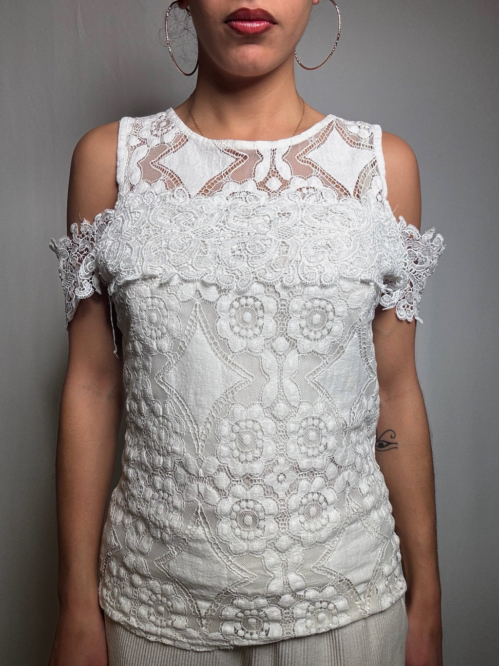 White M vintage lace top