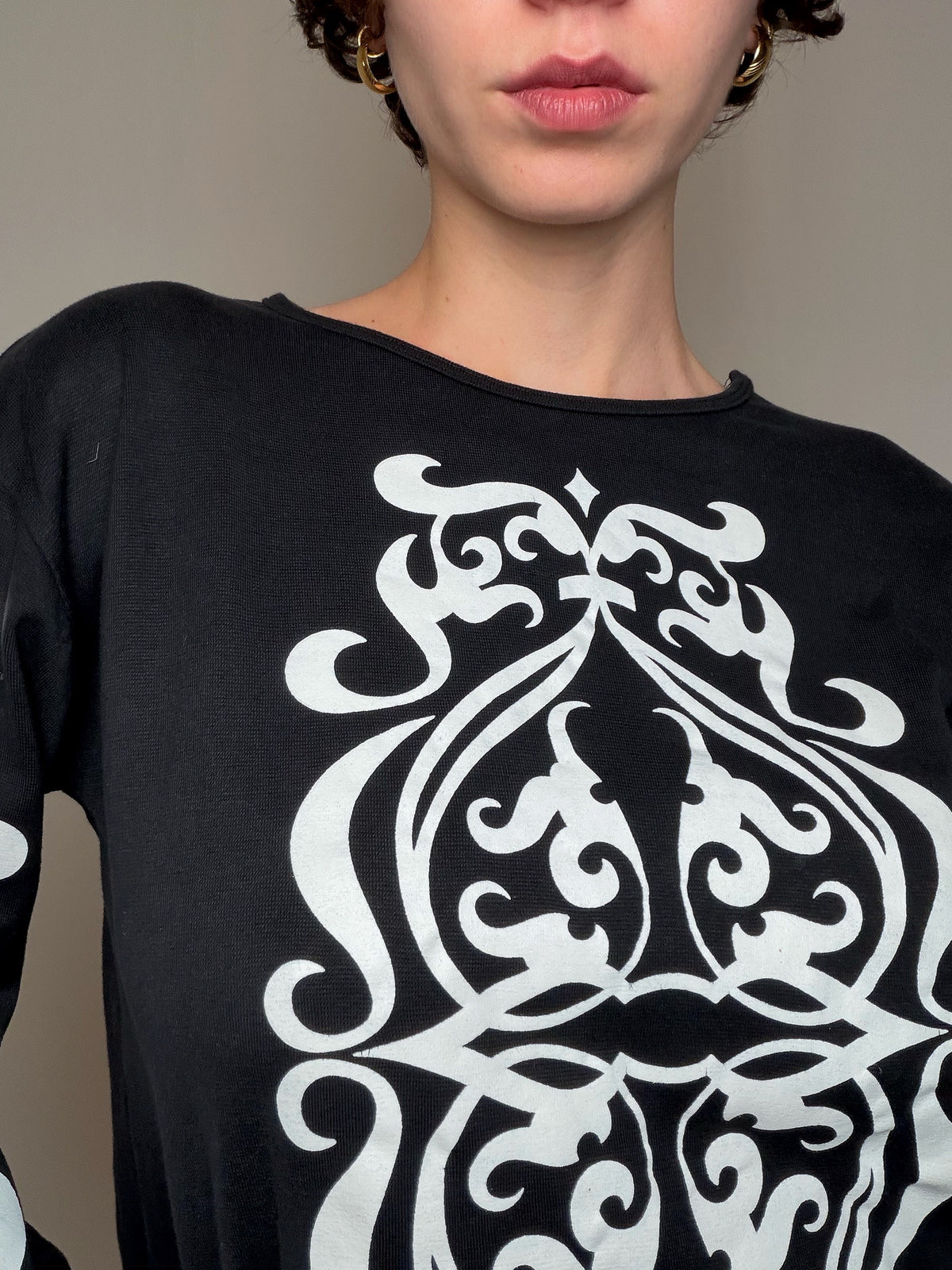 T-shirt manches longues noir sérigraphié M vintage