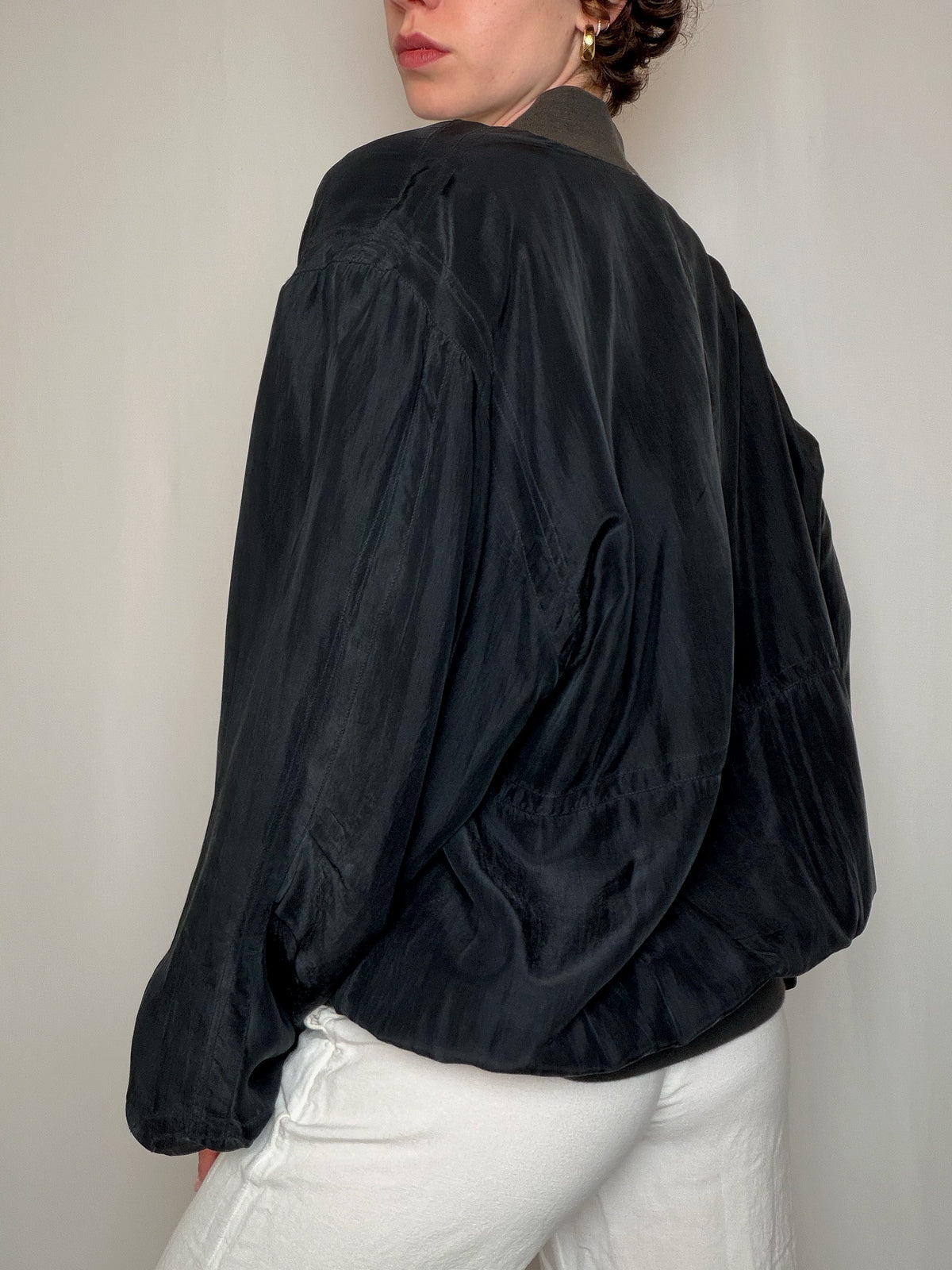 Bomber noir en soie XL vintage