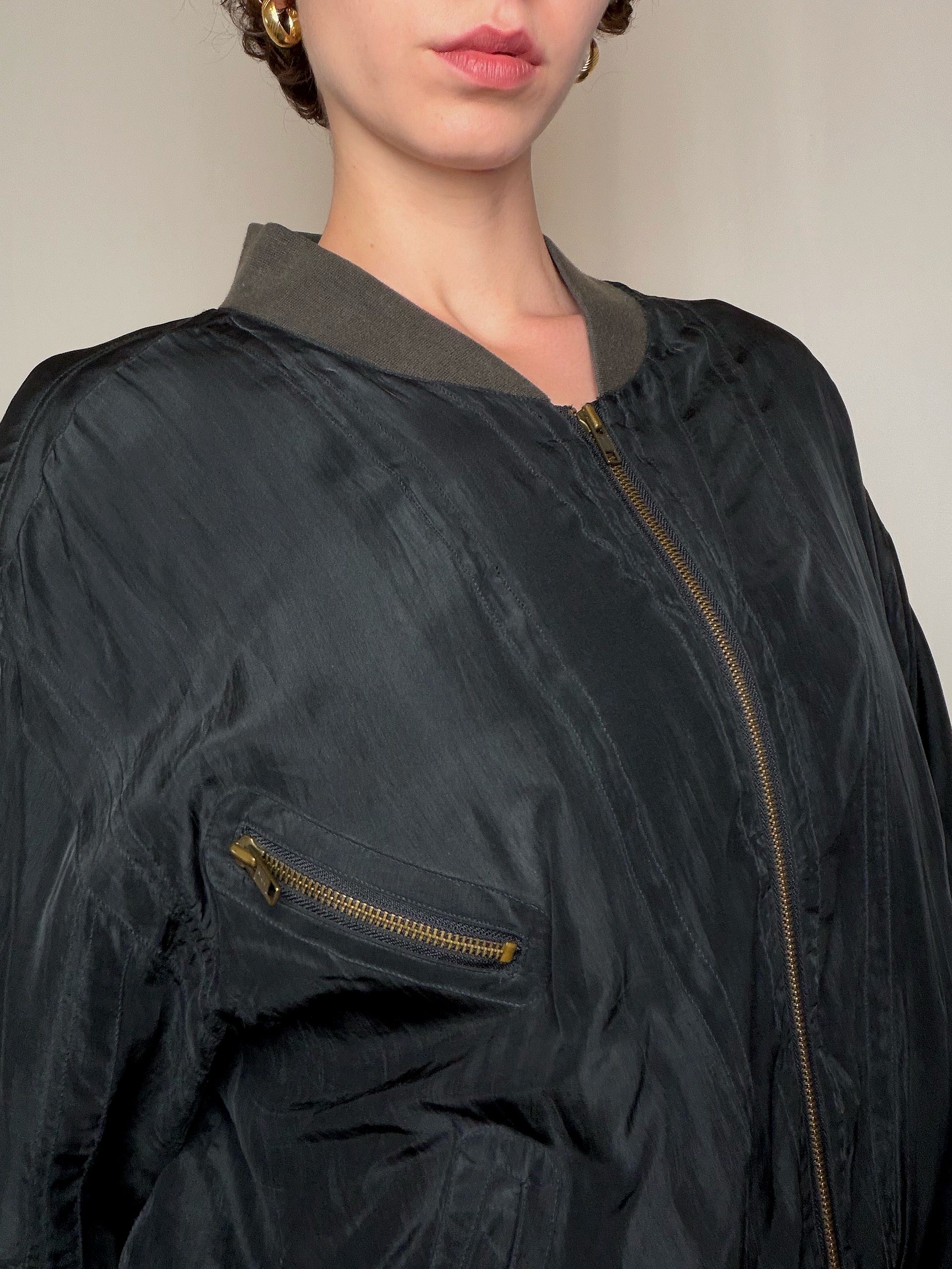 Bomber noir en soie XL vintage