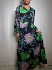 Printed vintage long dress M