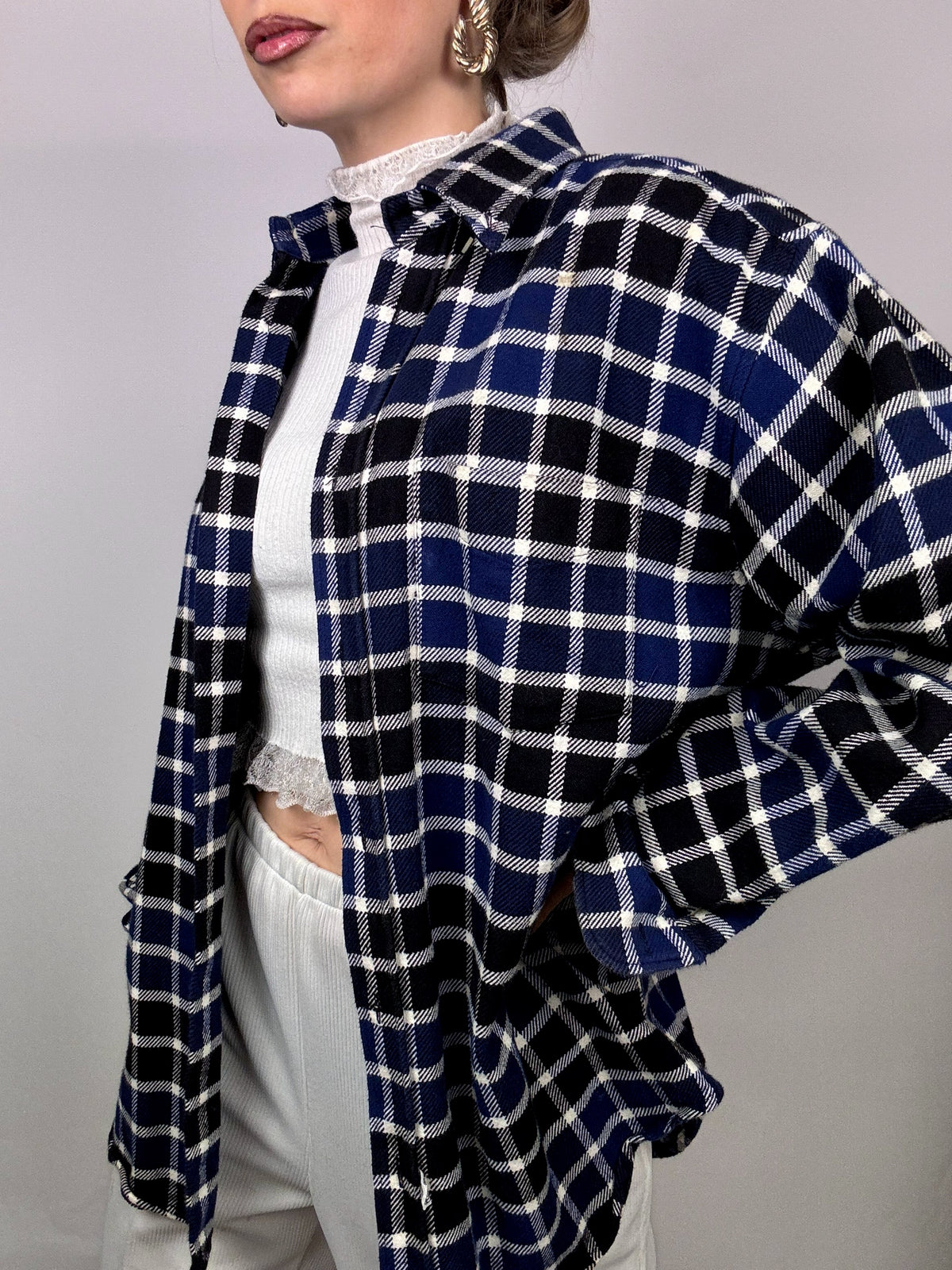 Vintage L blue and black plaid thick shirt