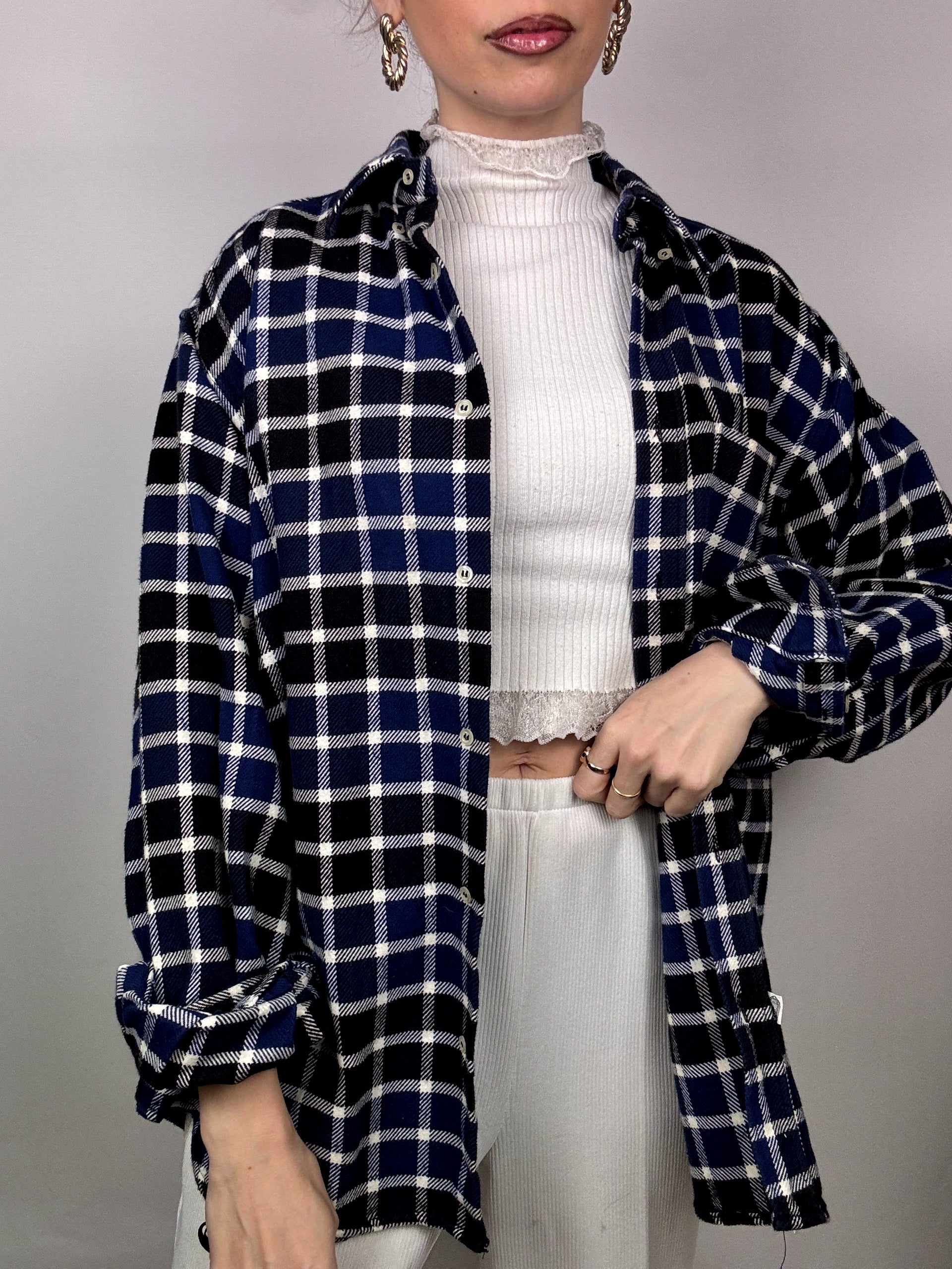 Vintage L blue and black plaid thick shirt