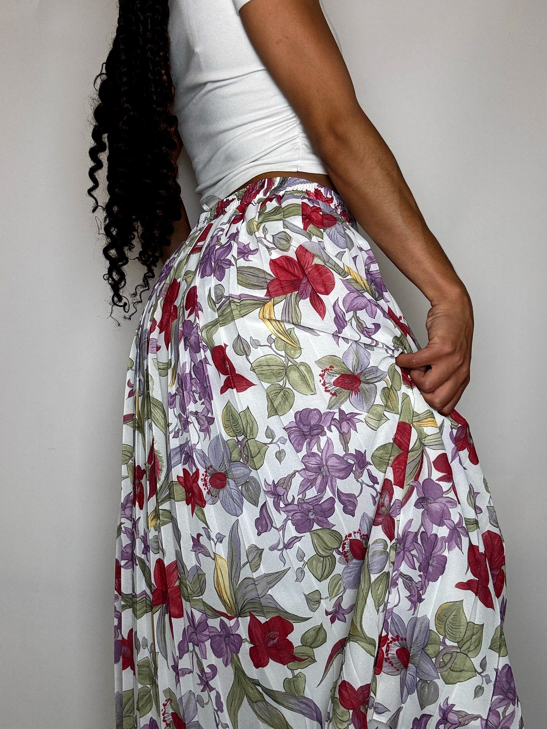 Fließender Rock mit Vintage-Blumenmuster, Größe M/L