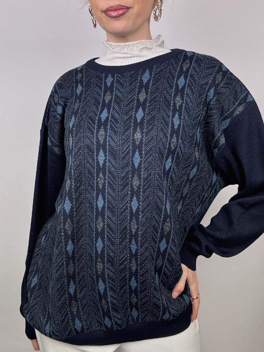 Blue striped crew neck sweater with vintage patterns M/L