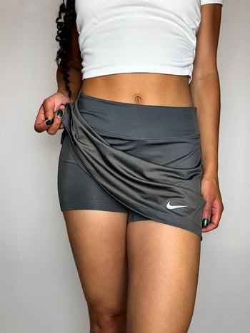 Jupe short grise NIKE S vintage