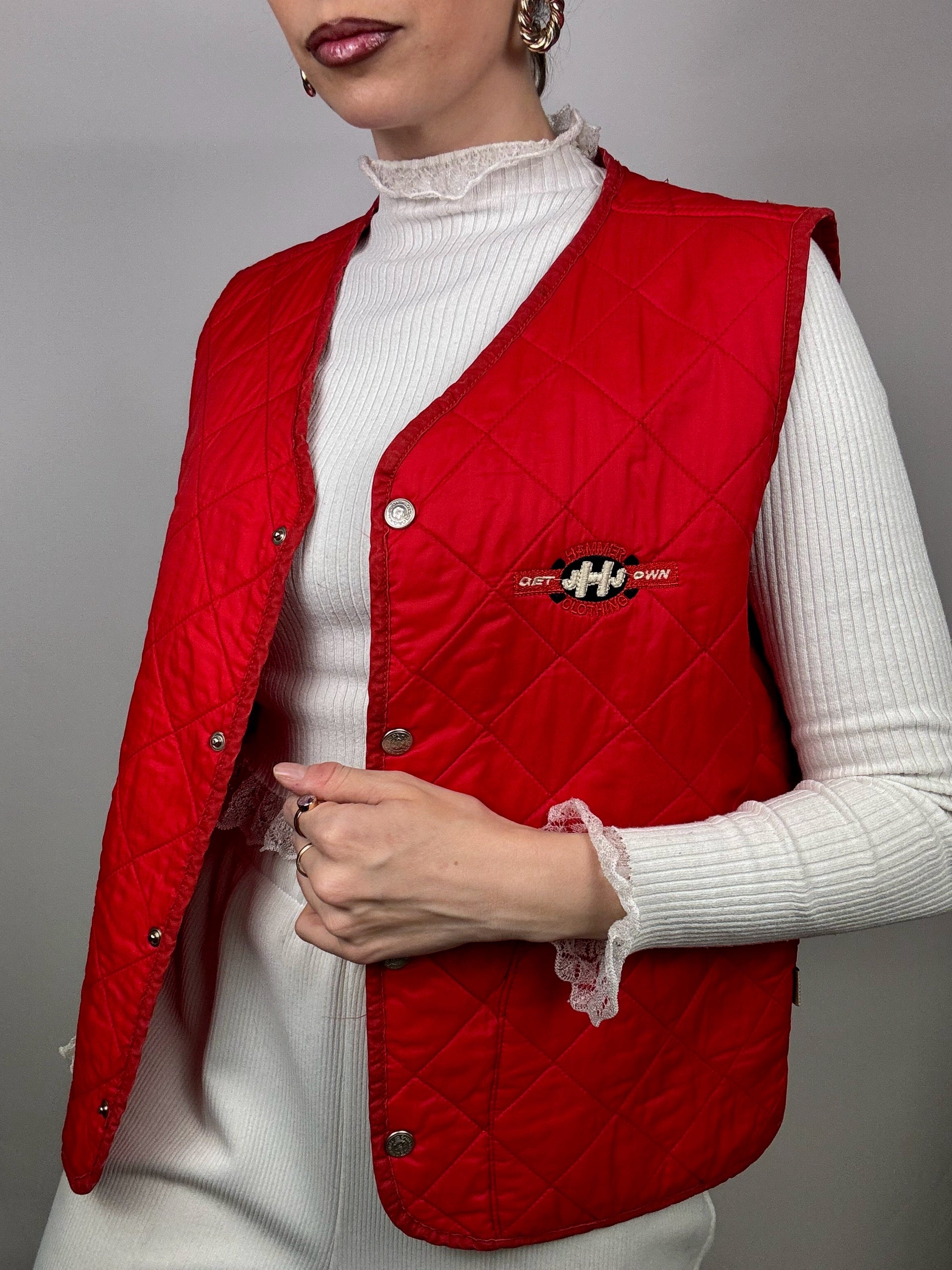 Vintage red quilted vest M