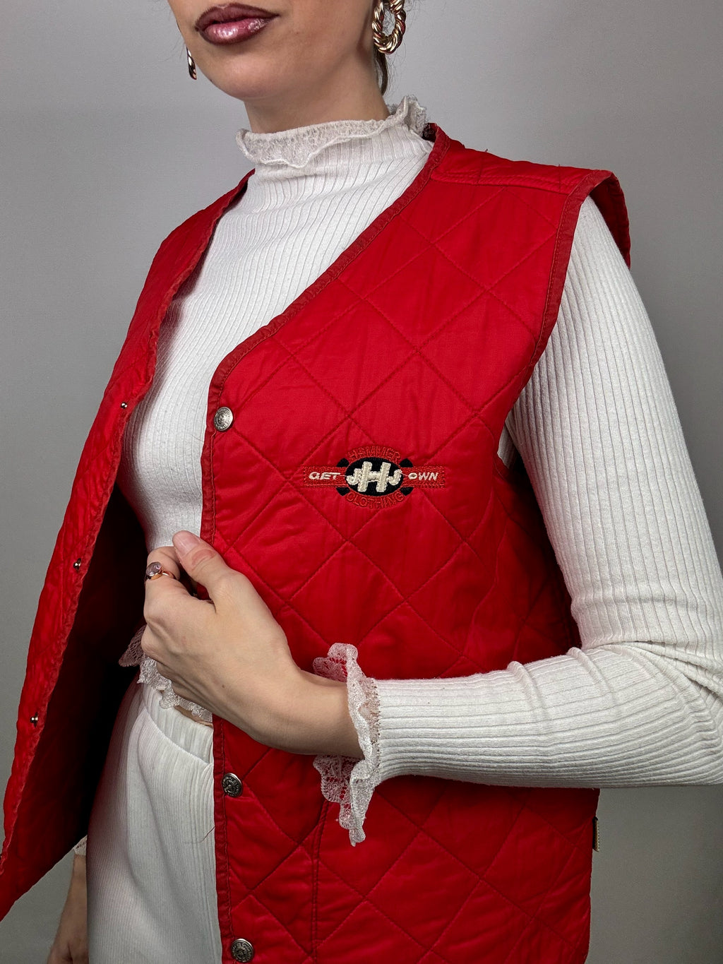 Vintage red quilted vest M