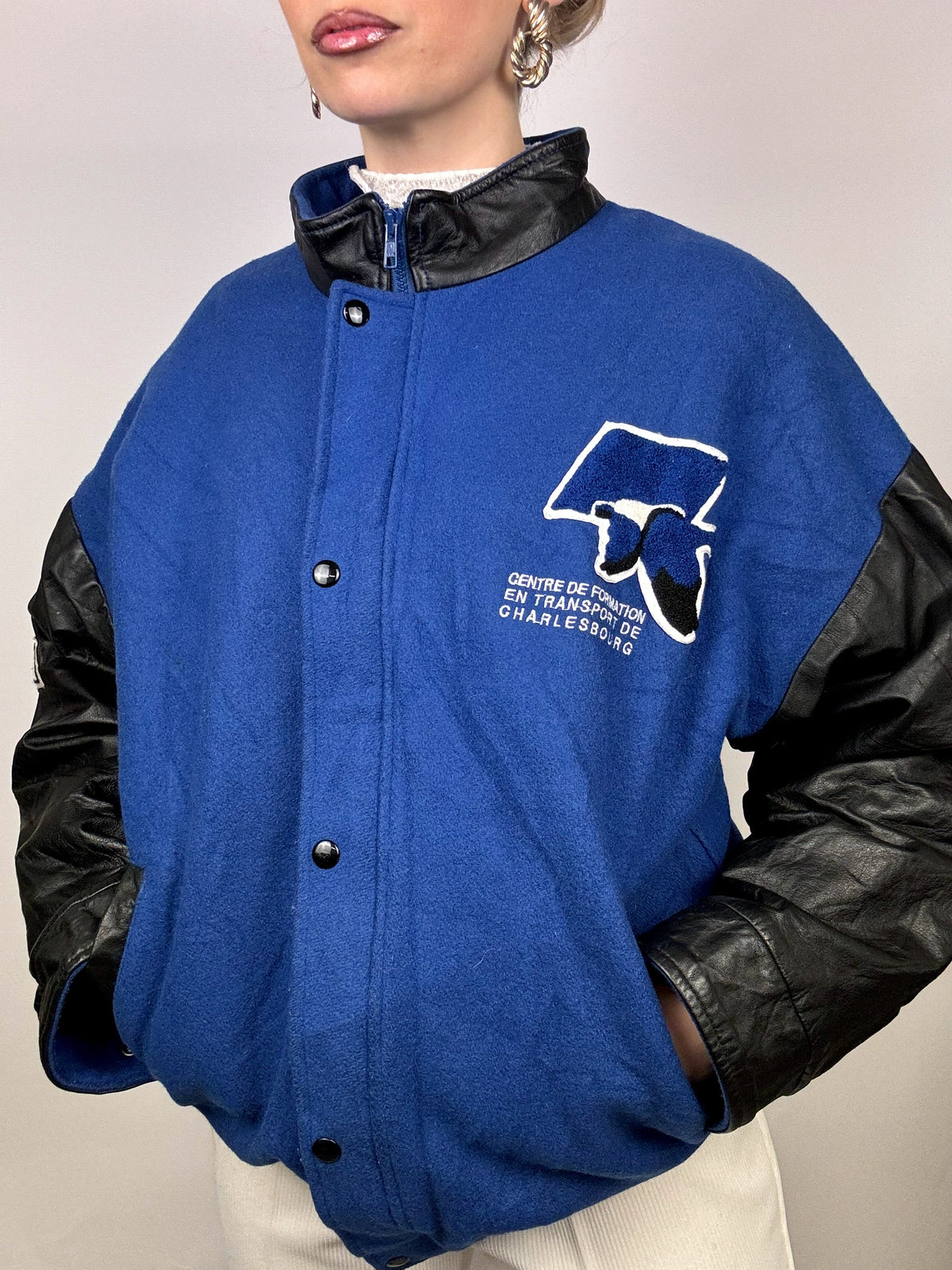 Vintage blau-schwarze Zwei-Material-Bomberjacke L