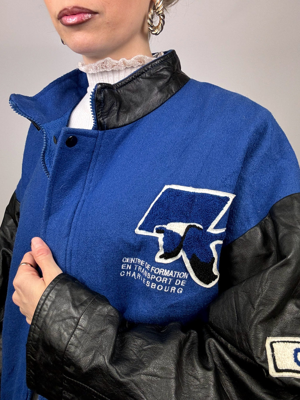 Vintage blau-schwarze Zwei-Material-Bomberjacke L