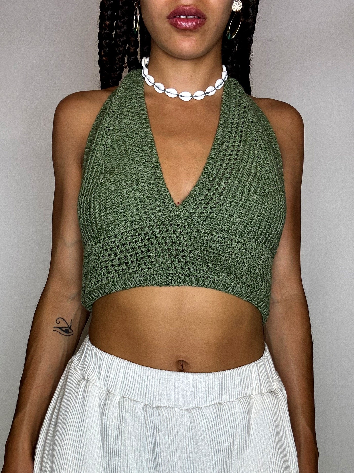 Vintage-Häkeltop in Khaki, Größe M 