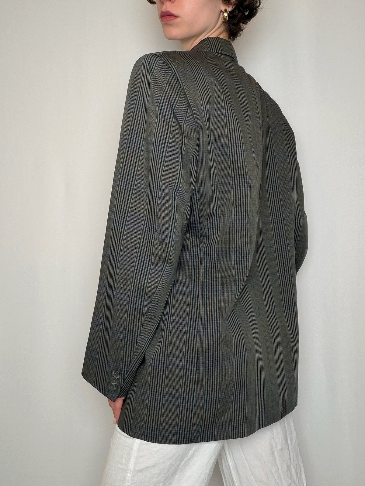 Blazer gris foncé à carreaux vintage