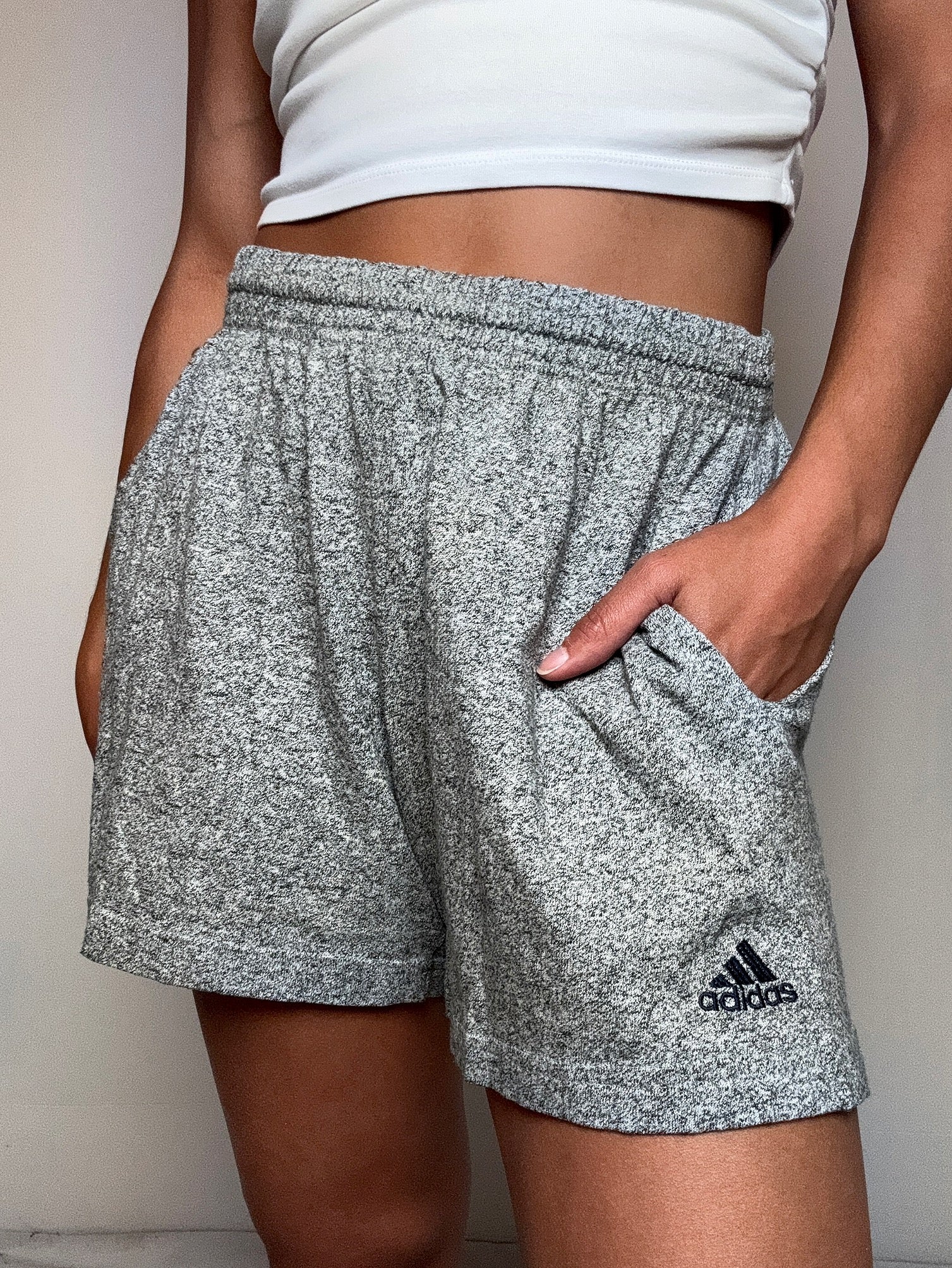 Short de sport gris Adidas S vintage