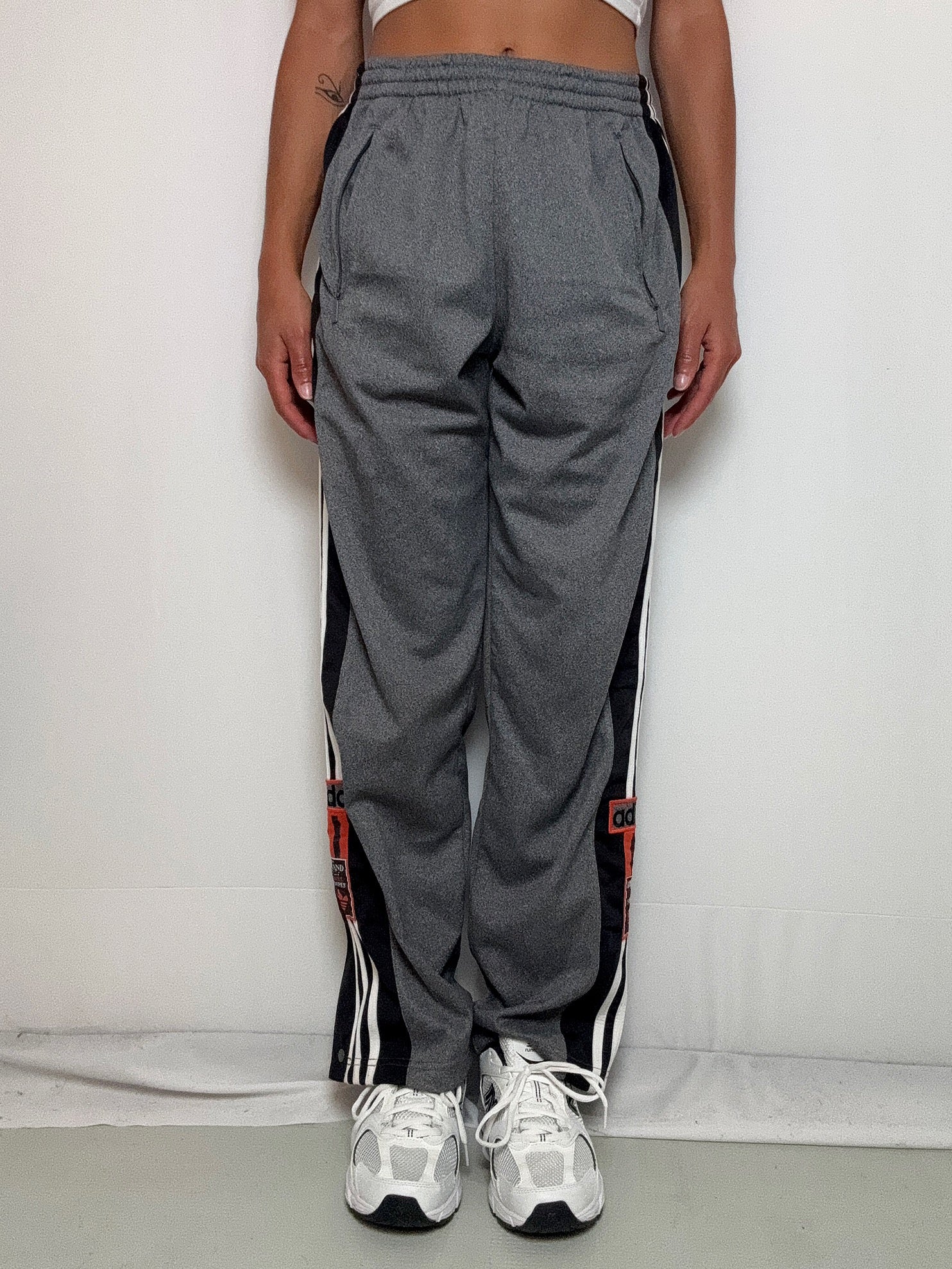 Jogging gris avec pressions Adidas S vintage