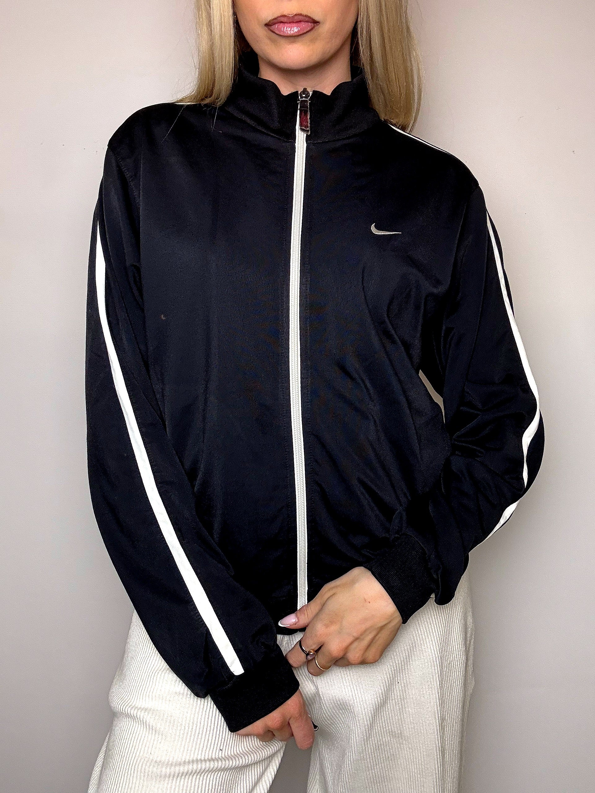 ADIDAS L vintage black sports jacket