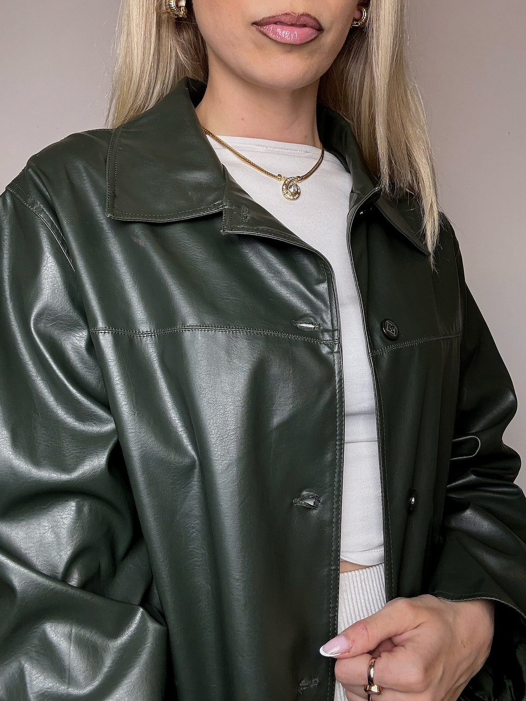 Vintage XL lange burgunderfarbene Lacklederjacke