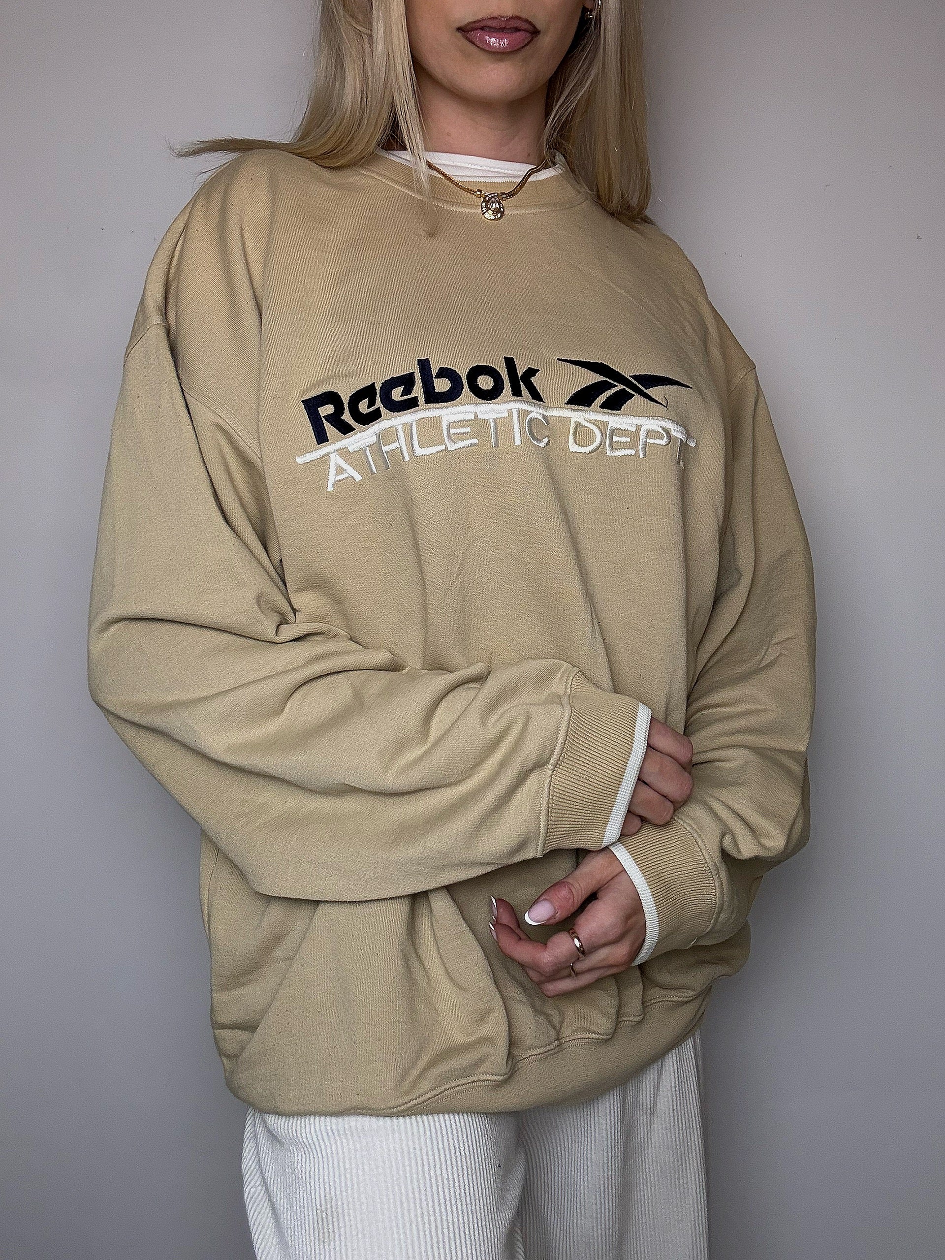 Beiges Sweatshirt mit Rundhalsausschnitt im Vintage-Stil