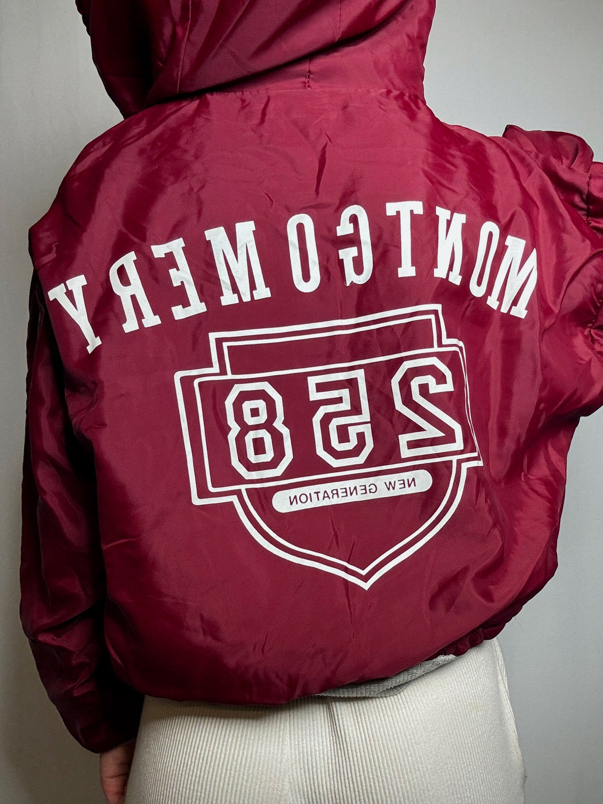 Burgundy lined windbreaker S/M vintage