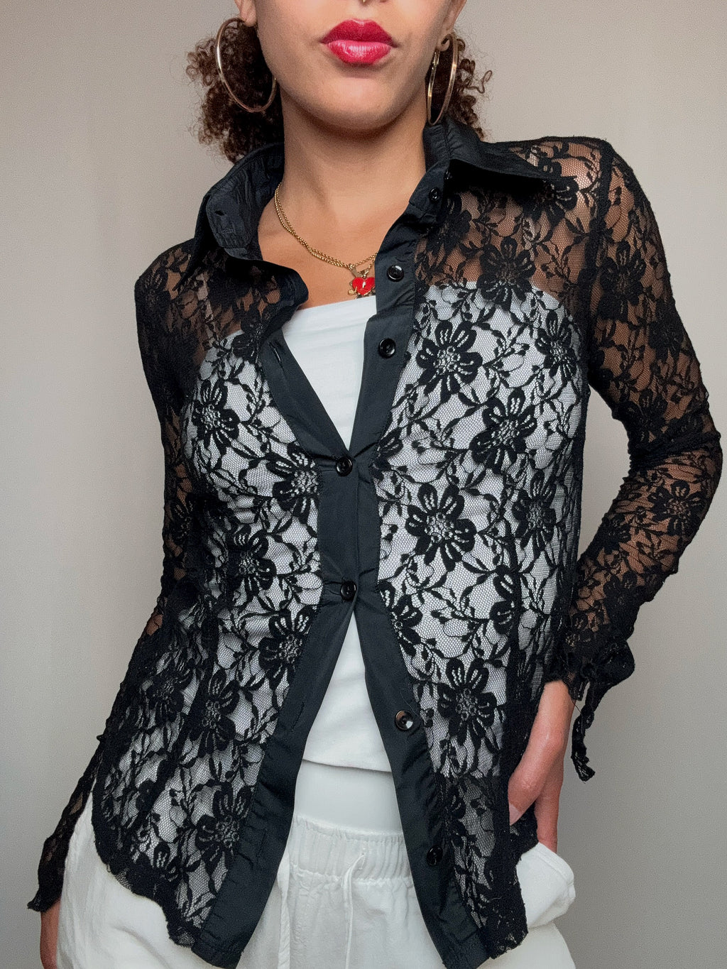Chemisier en dentelle noire S vintage
