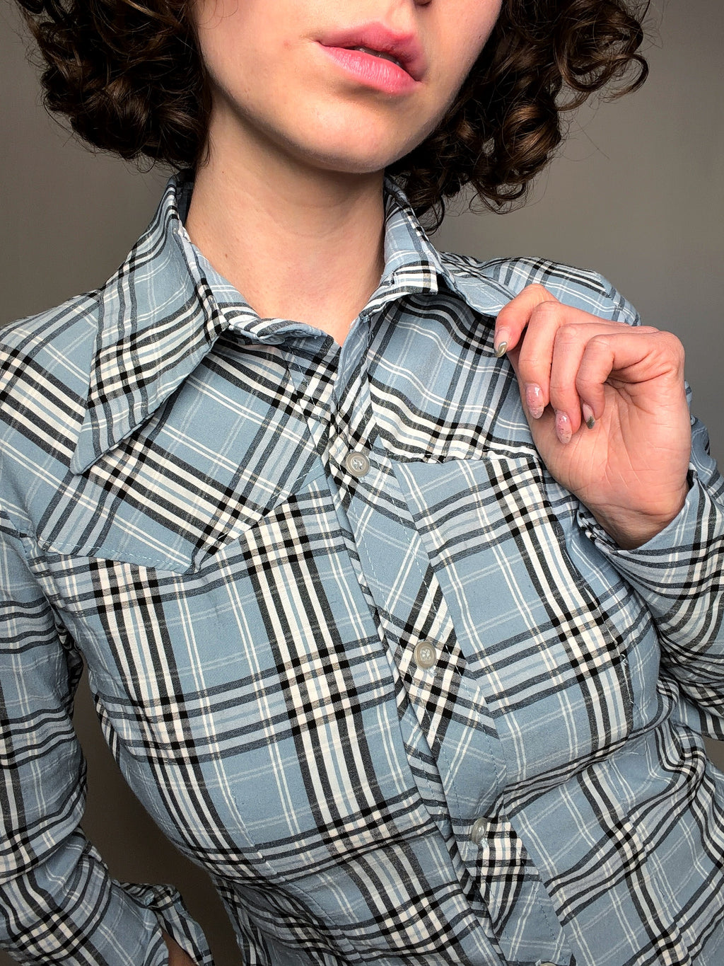 Chemise ajustée bleu à carreaux M/L vintage