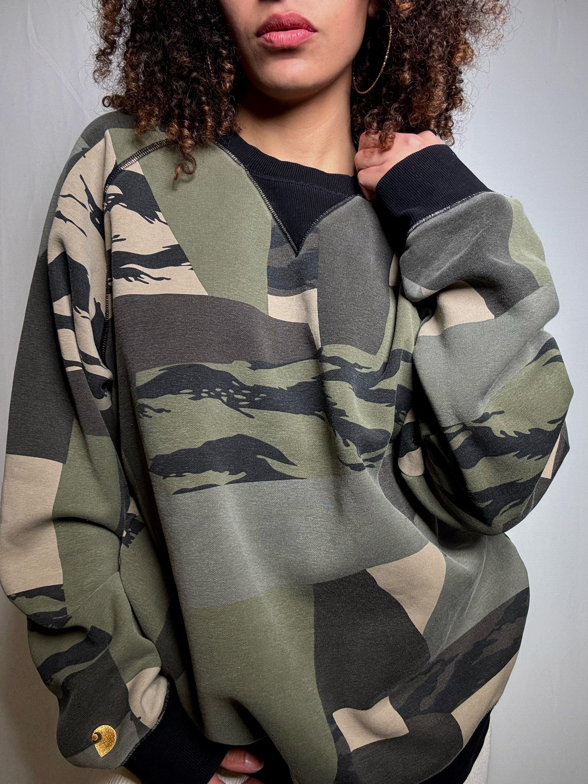 Sweat camouflage Carhartt L vintage