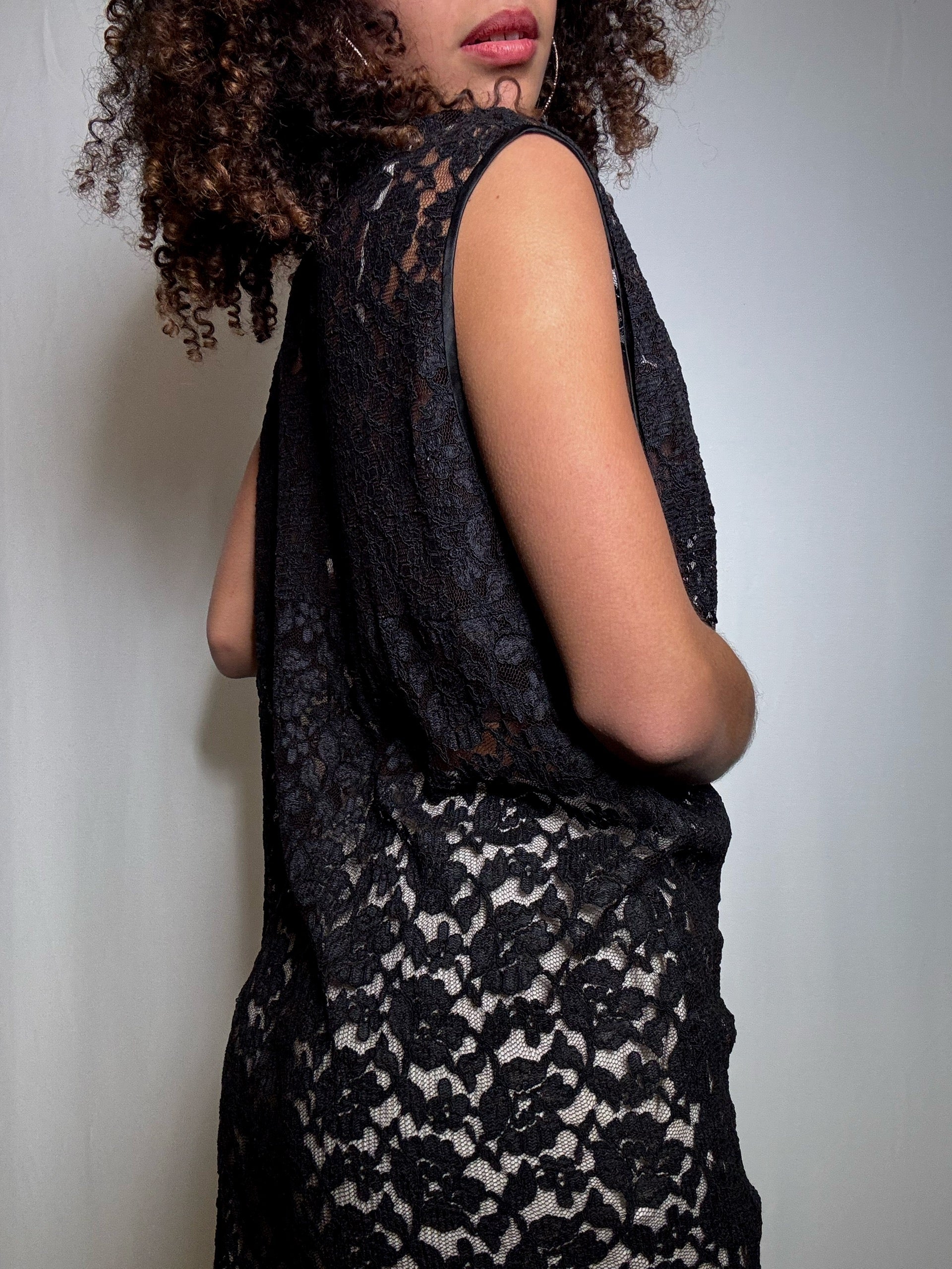 Top en dentelle noire L vintage