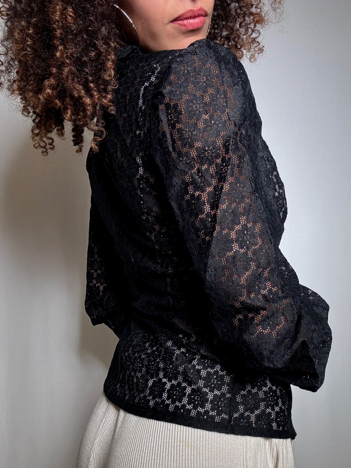 Top en dentelle noire M vintage