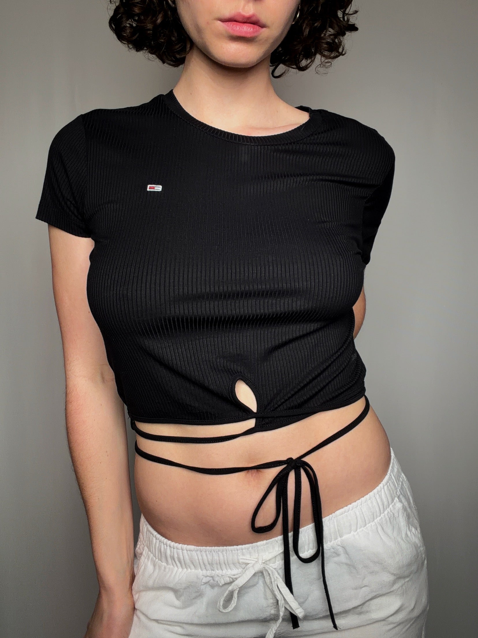 Schwarzes Tommy Hilfiger Crop Top L Vintage