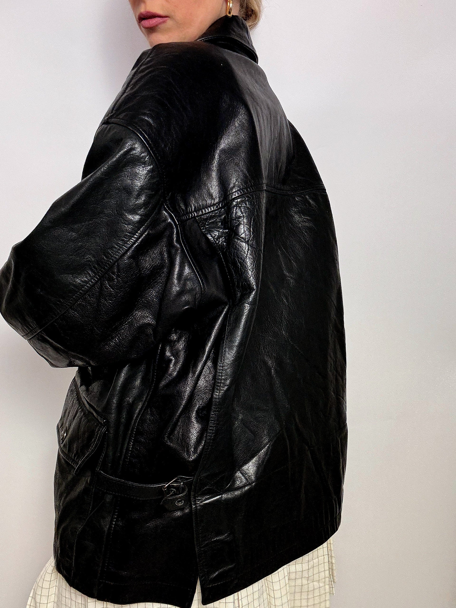 Veste en cuir noire droite XL vintage