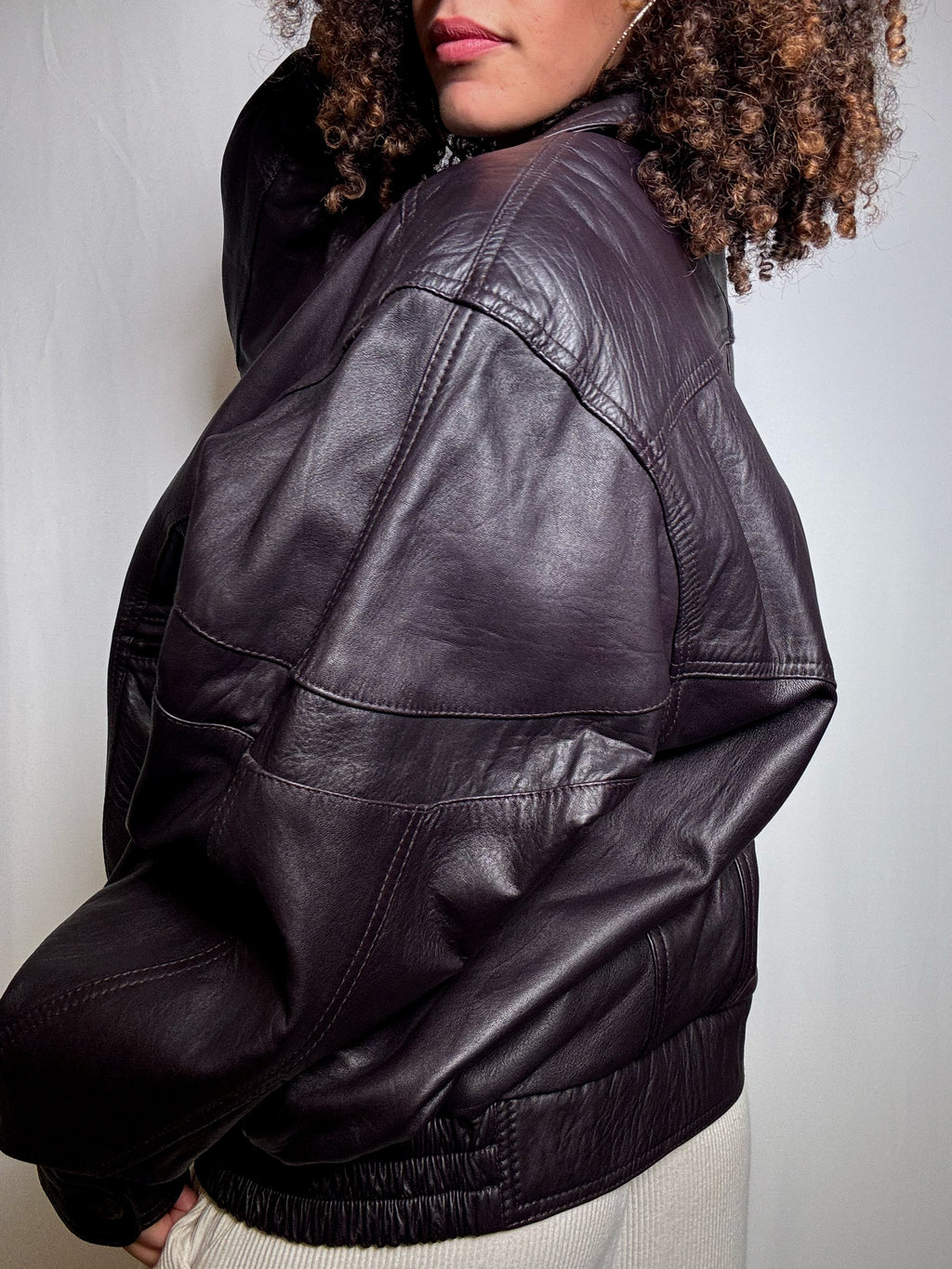 Vintage XL burgundy leather bomber jacket