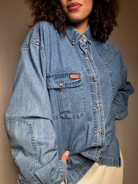 Denim shirt with vintage L details