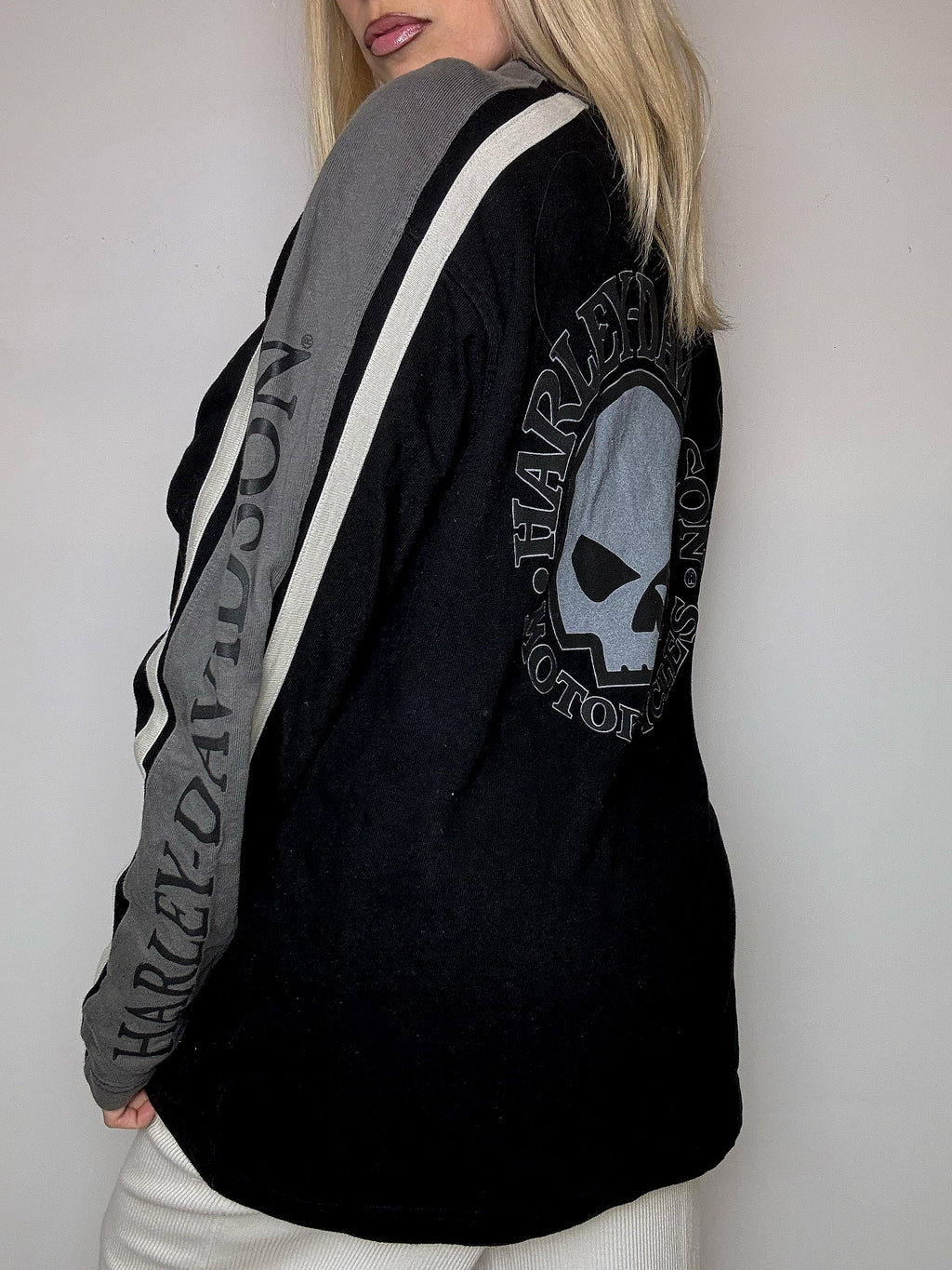 HARLEY DAVIDSON M vintage blue round neck sweatshirt