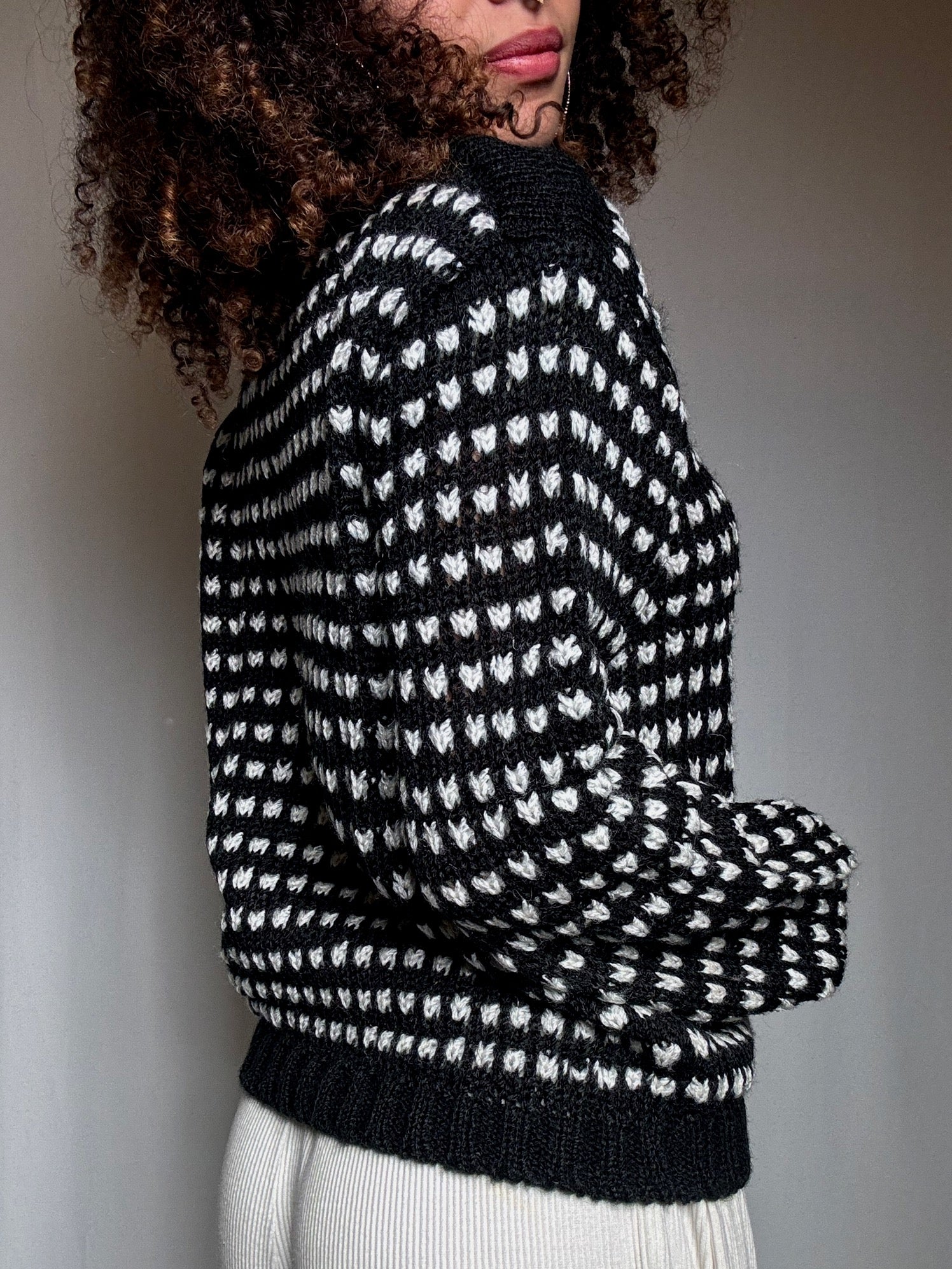 Pull en maille noire et blanche S vintage