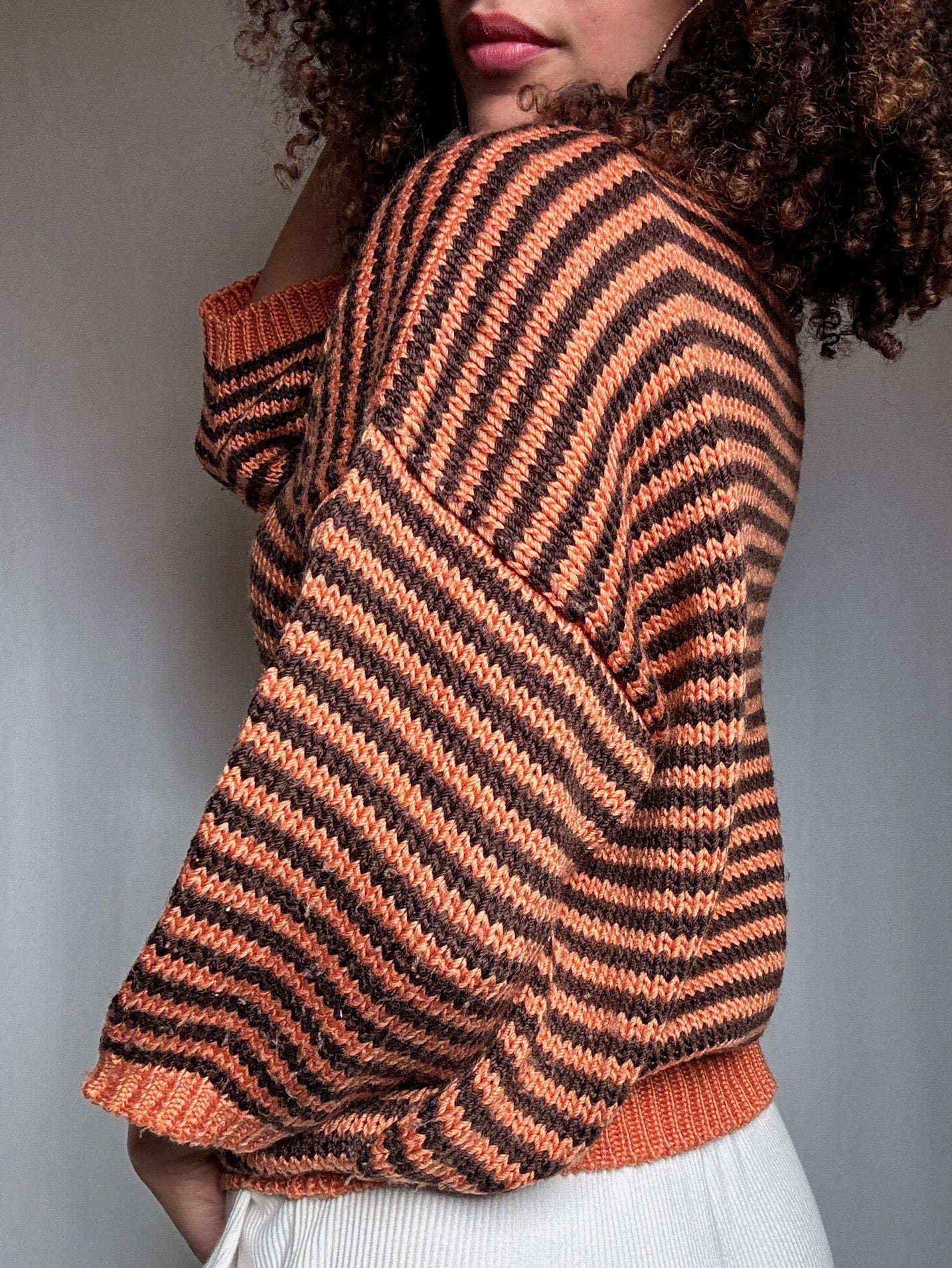 Pull en maille orange et brun M vintage