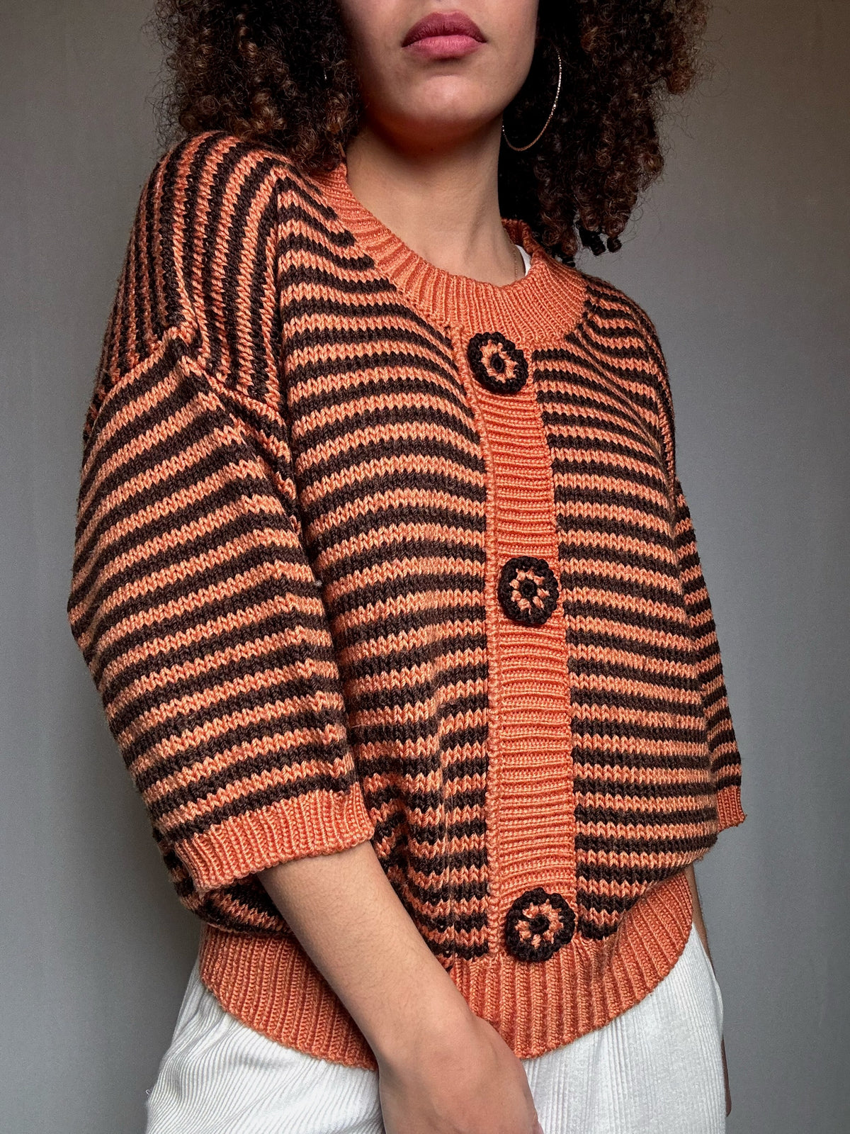 Pull en maille orange et brun M vintage