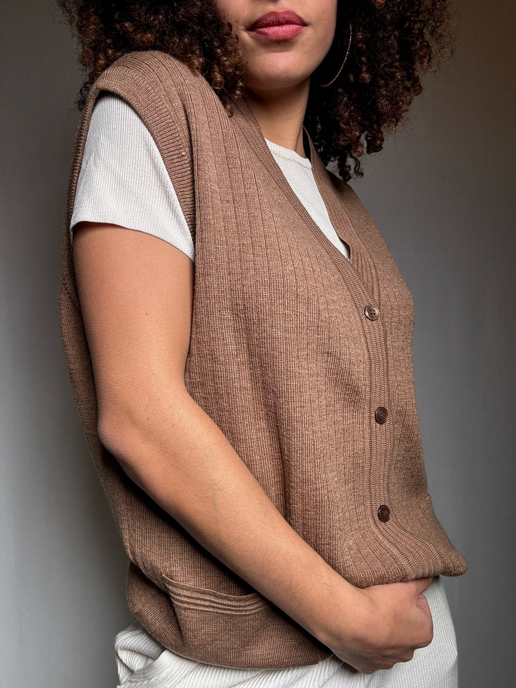 Vintage L camel knit cardigan