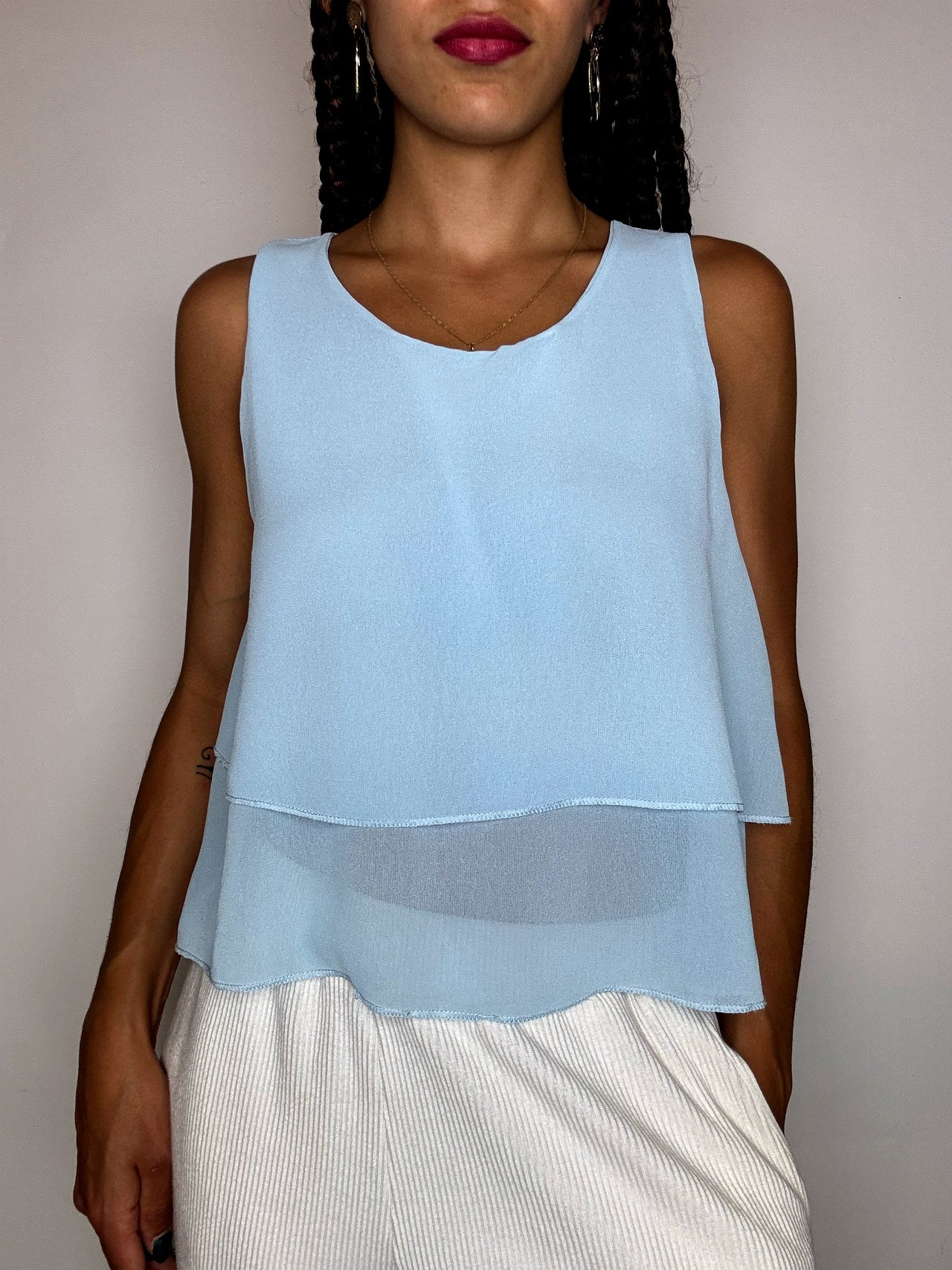 Top bleu ciel à volants S/M vintage