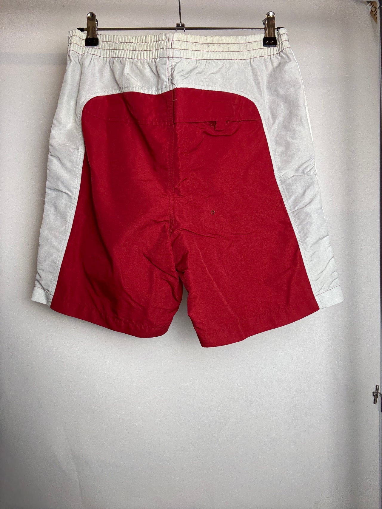 Short de sport nike rouge M braderie