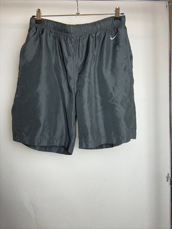 Short de sport noir NIKE L braderie