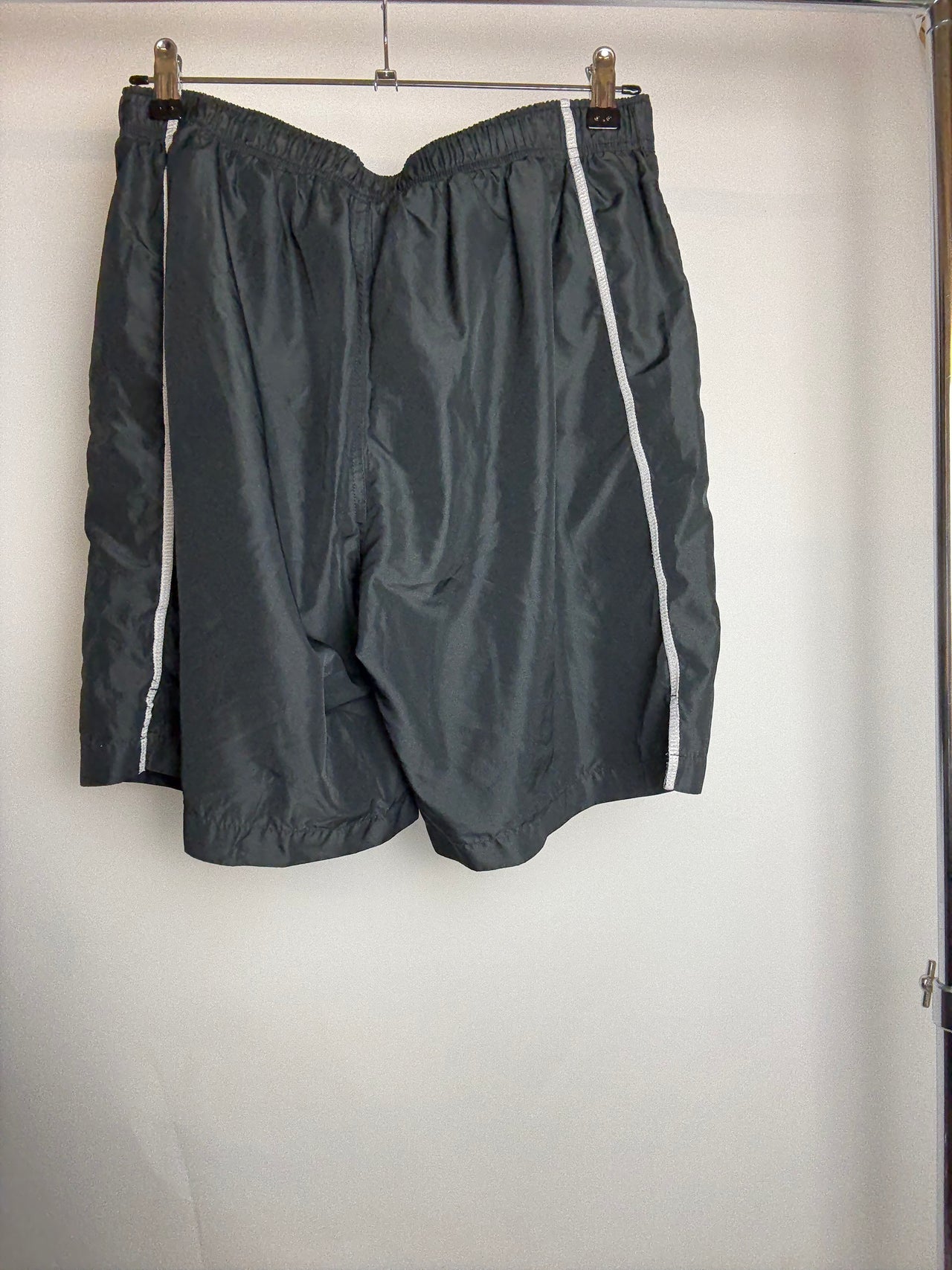 Short de sport noir NIKE L braderie