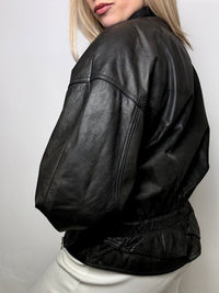 Vintage M schwarze taillierte Lederjacke